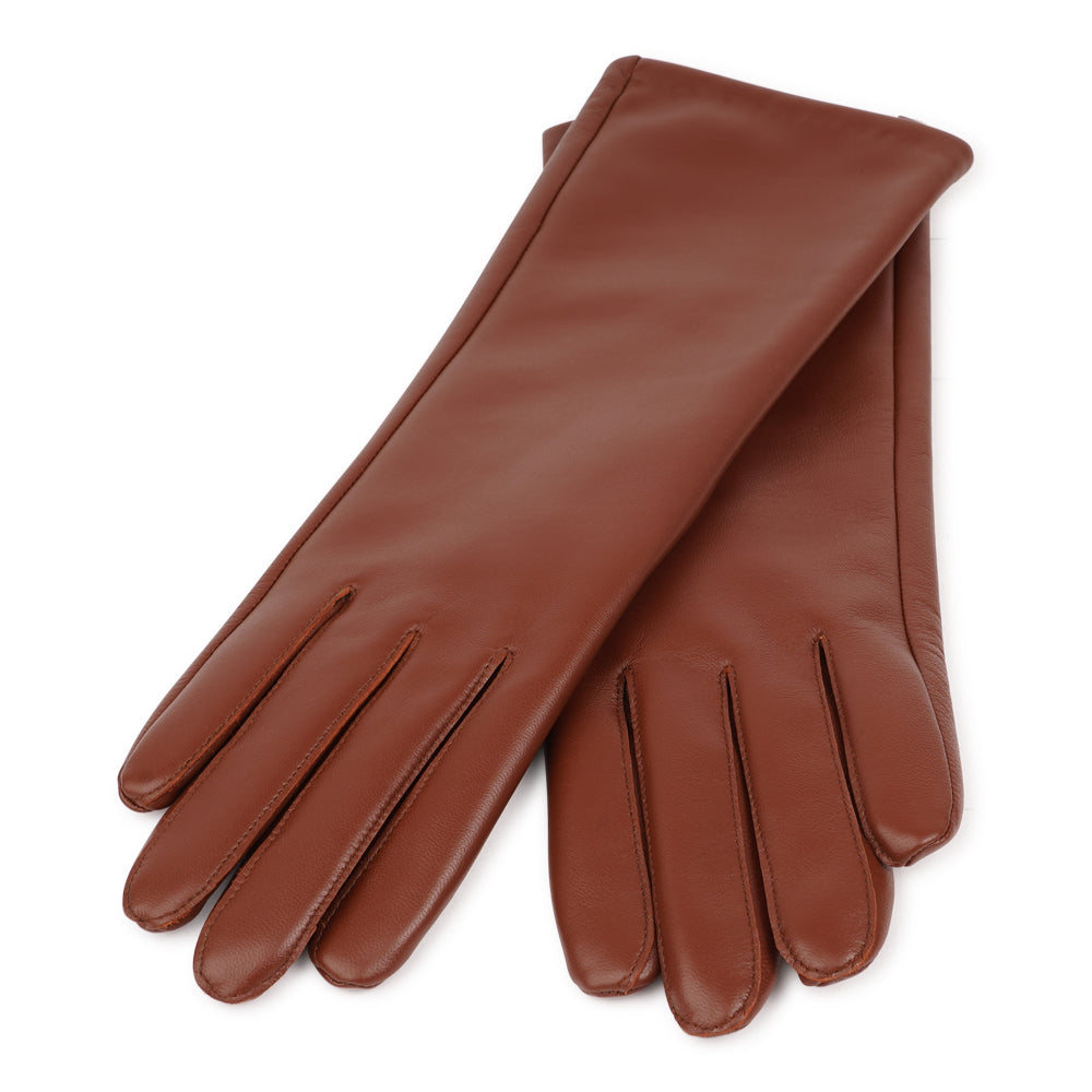 Lovelies Studio - The Bargia gloves are crafted from soft, supple leather and lined with luxurious cashmere for exceptional warmth and comfort. Designed with a feminine silhouette, they combine elegance and practicality in one timeless piece. Perfect for elevating your winter wardrobe, these gloves bring a refined finishing touch to any cold-weather outfit.