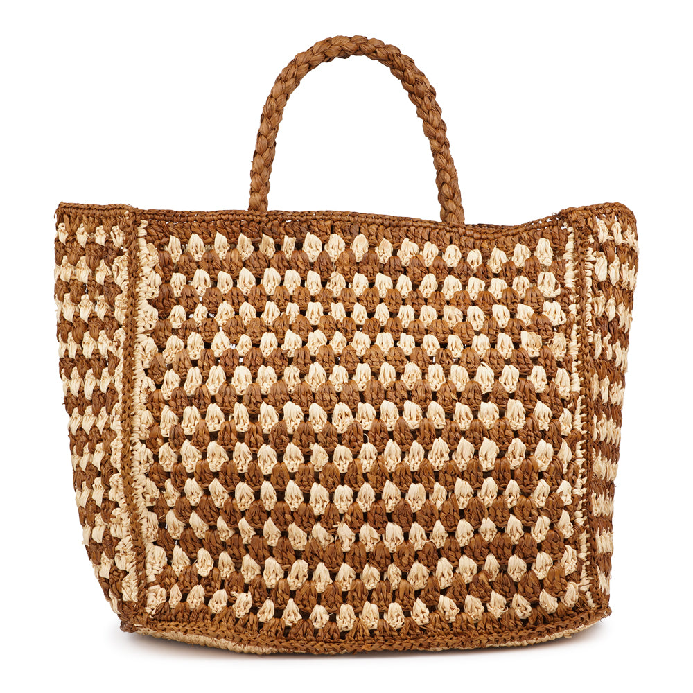 Farella Raffia Bag
Farella is a charming tote crafted from luxurious natural raffia sourced from Madagascar. Lightweight yet spacious, it features a roomy main compartment - perfect for carrying your everyday essentials.
Raffia, made from palm leaves, is known for its durability, natural texture, and eco-friendly qualities. Each bag is carefully handcrafted, combining relaxed elegance with practical design.