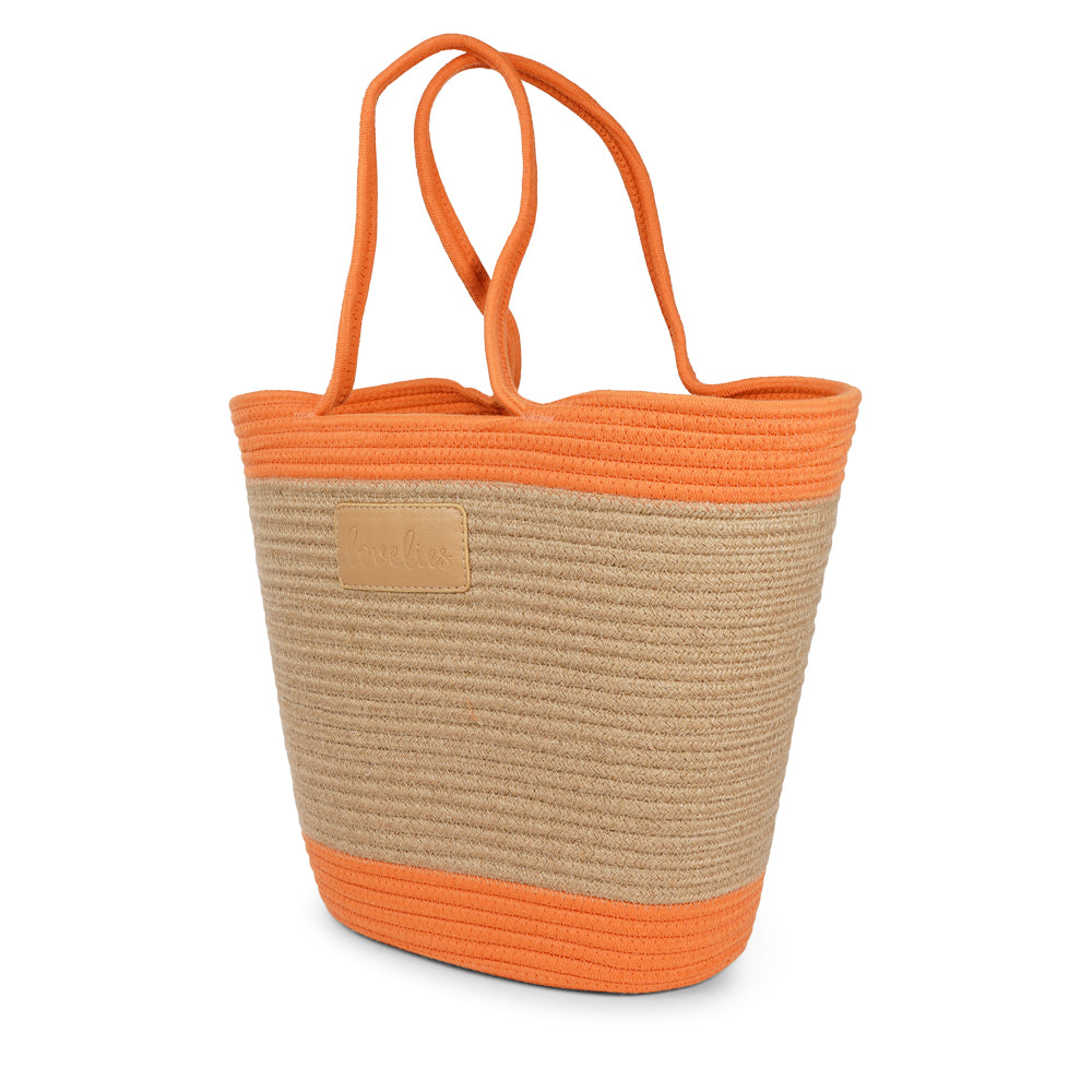 Lovelies -Turn heads this summer with the Flamencos Beach Bag, a stylish blend of iconic design and vibrant color. Whether you're off to the beach, browsing your local market, or enjoying a picnic in the park, this bag adds effortless elegance to any outing.
Designed to reflect your unique personality, the Flamencos Beach Bag comes in a variety of beautiful shades from bold and bright to soft and pastel so you can find the perfect match for your summer look.