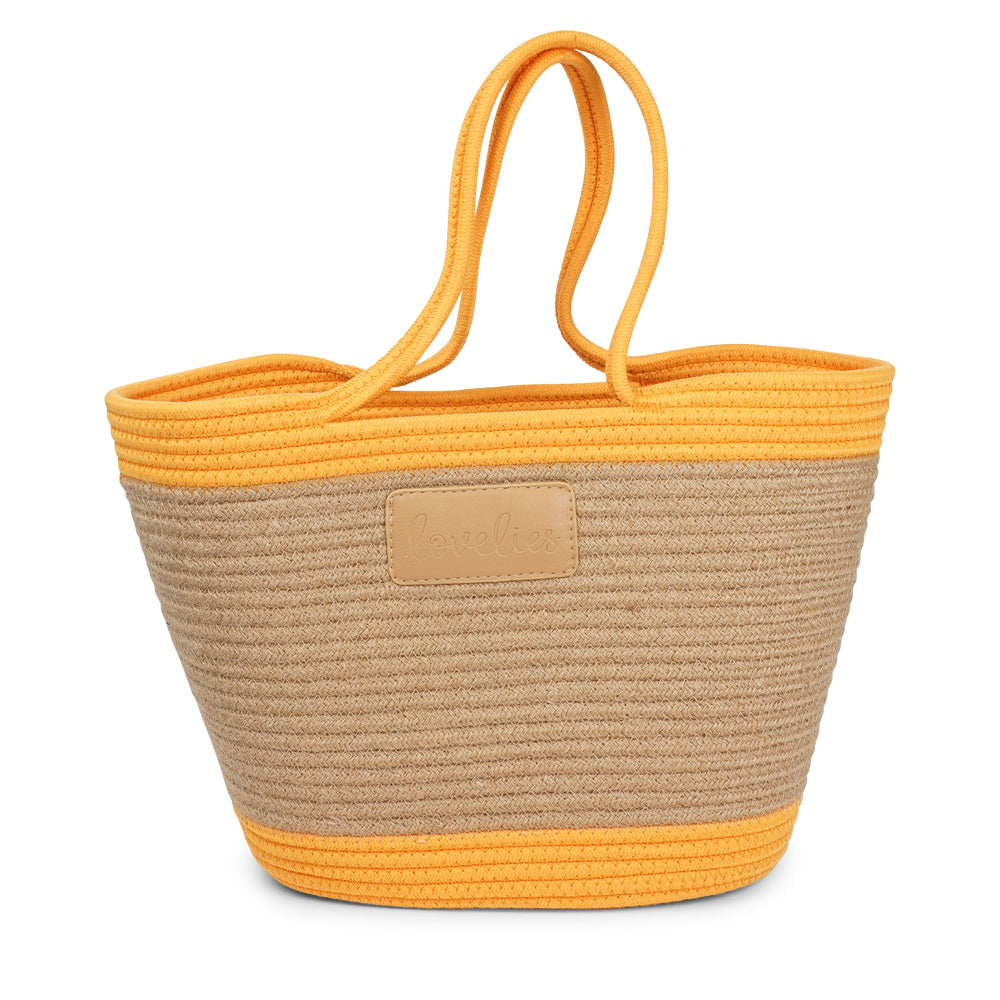 Available in a delightful array of exquisite colors, our Flamencos beach bag allows you to express your unique style and find the perfect complement to your summer look. From bold and vibrant shades to soft and pastel hues, there's a color that will perfectly reflect your personality and make you stand out in the crowd.
Crafted with care and attention to detail, our Lovelies beach bag is your ultimate companion for any occasion. Whether you're going on a picnic, embarking on a shopping spree, or simply enj