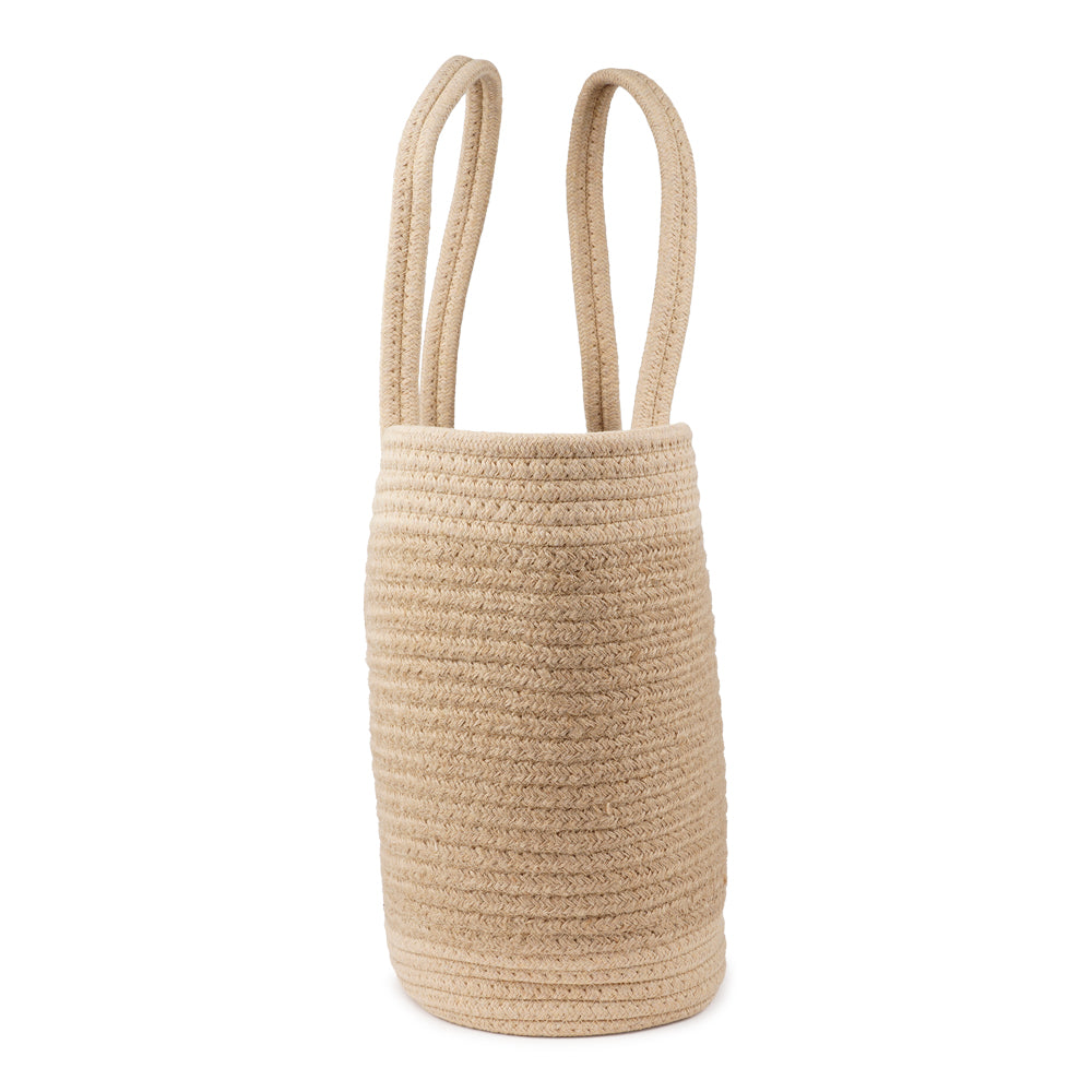 Lovelies - Make a statement this summer with our Flamencos Beach Bag, featuring an iconic design and vibrant colors that will turn heads wherever you go. Perfect for beach trips, market strolls, or weekend getaways, this bag effortlessly adds a touch of casual elegance to any outing.
Available in a range of stunning colors, the Flamencos Beach Bag lets you express your unique style. Choose from bold, vibrant shades to soft pastel hues - there’s a perfect match for every personality.