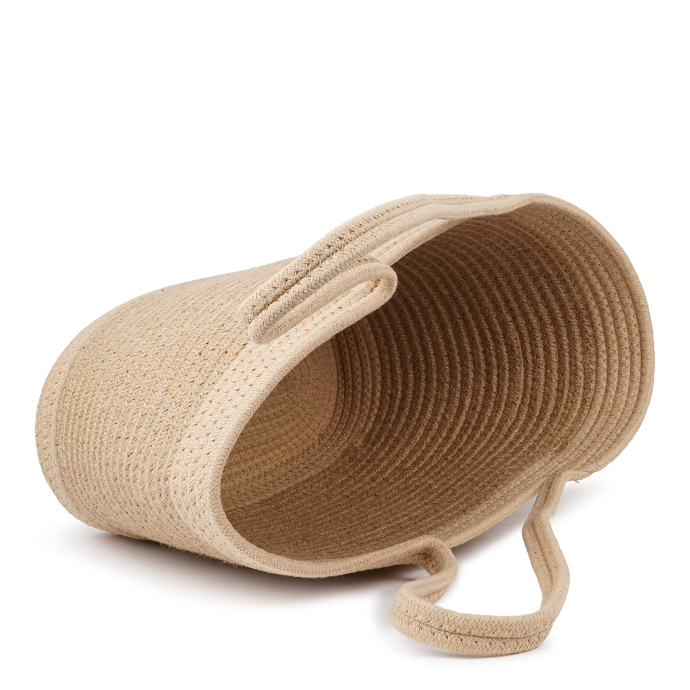 Lovelies - Make a statement this summer with our Flamencos Beach Bag, featuring an iconic design and vibrant colors that will turn heads wherever you go. Perfect for beach trips, market strolls, or weekend getaways, this bag effortlessly adds a touch of casual elegance to any outing.
Available in a range of stunning colors, the Flamencos Beach Bag lets you express your unique style. Choose from bold, vibrant shades to soft pastel hues - there’s a perfect match for every personality.