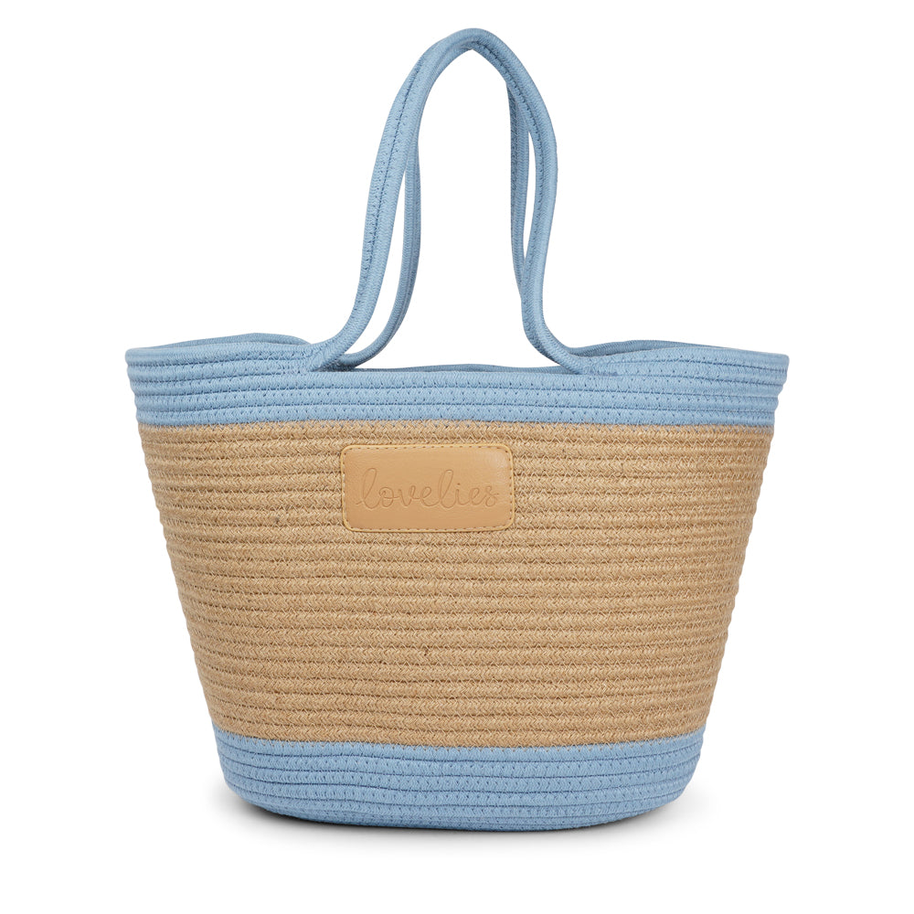 Make a statement this summer with our Flamencos beach bag, featuring an iconic design and vibrant colors that are bound to turn heads. Whether you're heading to the beach or strolling through the market, this bag effortlessly adds a touch of casual elegance to any outing.
Available in a delightful array of exquisite colors, our Flamencos beach bag allows you to express your unique style and find the perfect complement to your summer look. From bold and vibrant shades to soft and pastel hues, there's a colo