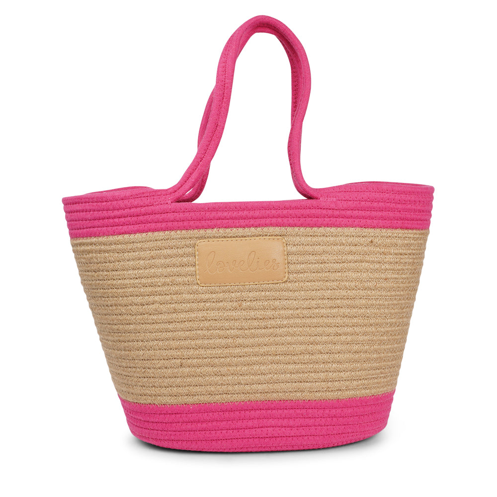 Available in a delightful array of exquisite colors, our Flamencos beach bag allows you to express your unique style and find the perfect complement to your summer look. From bold and vibrant shades to soft and pastel hues, there's a color that will perfectly reflect your personality and make you stand out in the crowd.
Crafted with care and attention to detail, our Lovelies beach bag is your ultimate companion for any occasion. Whether you're going on a picnic, embarking on a shopping spree, or simply enj