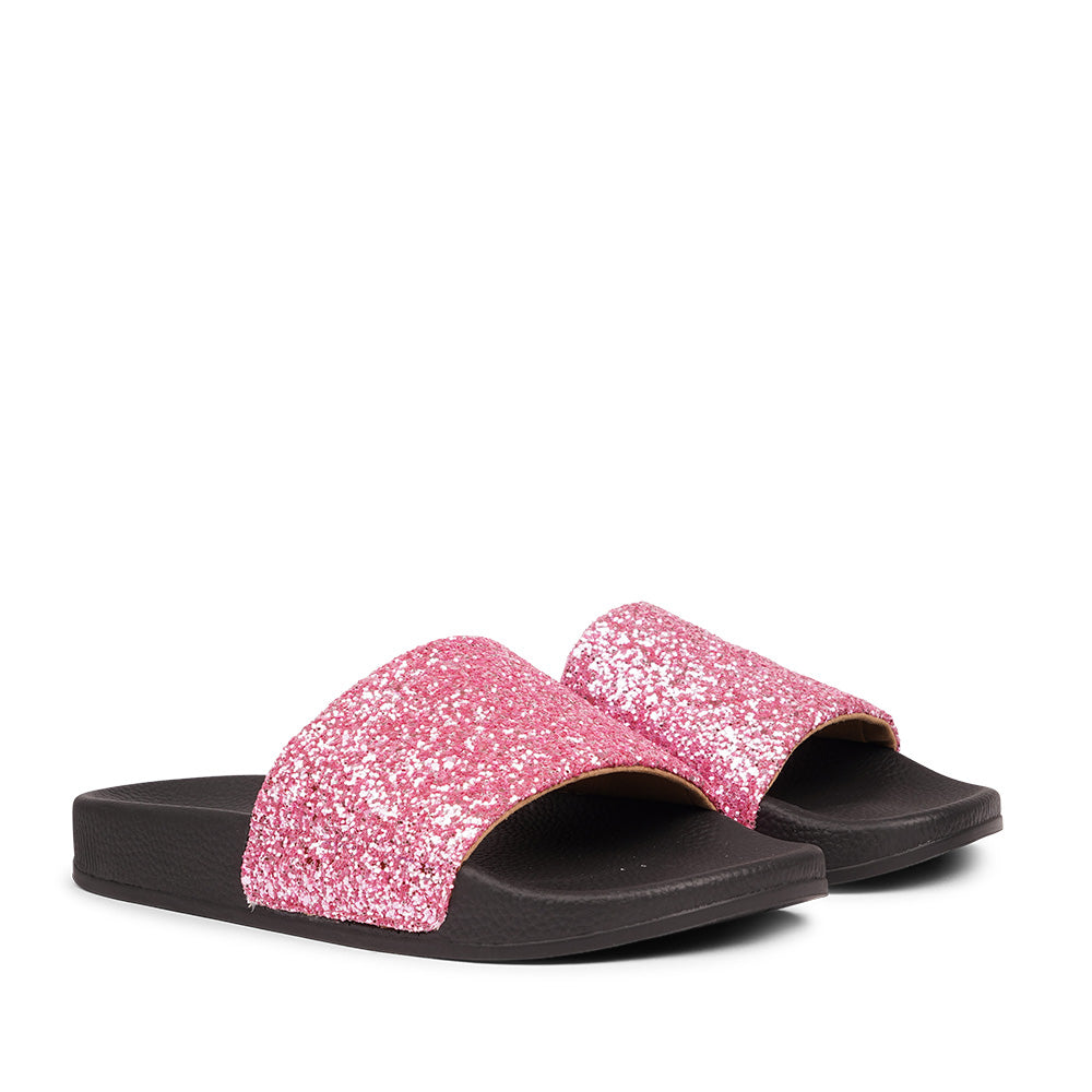 Lovelies Studio - Denmark - Perfect for any occasion, these slides feature a full glitter design that adds a touch of sparkle to your look. With a durable yet soft rubber sole, they offer all-day comfort whether you're partying or lounging by the beach.