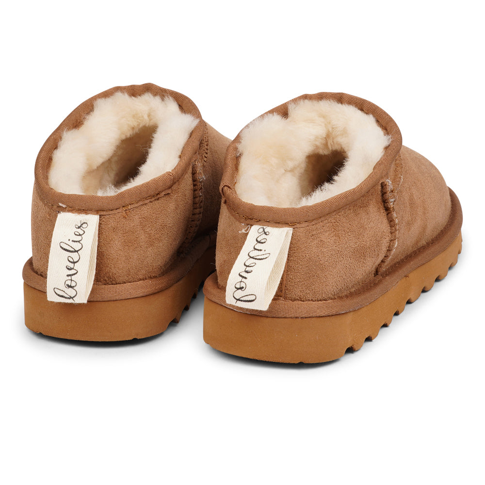 Genini Shearling Boots aren't just a fashion statement; they're a statement of quality and environmental responsibility. We are proud to hold the LWG Environmental GOLD RATED Certification, a testament to our commitment to sustainable and eco-friendly practices.