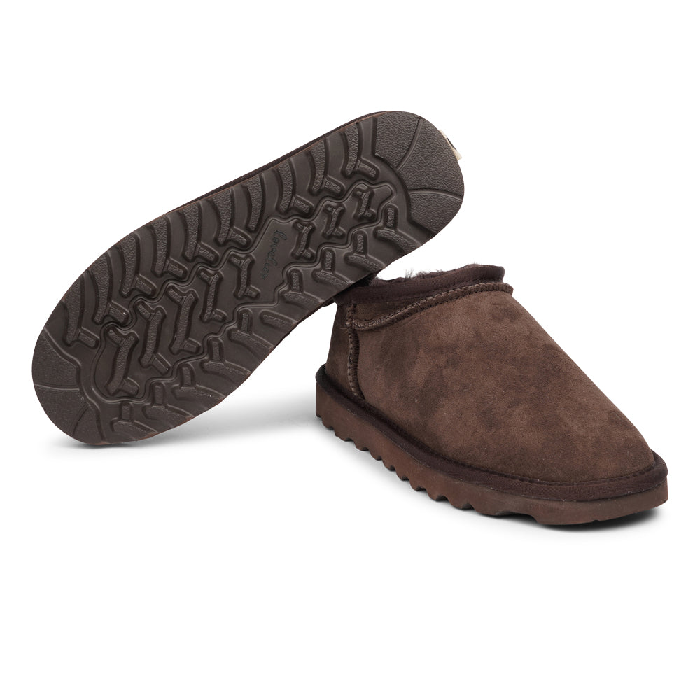 Lovelies - Genini Shearling Boots aren't just a fashion statement; they're a statement of quality and environmental responsibility. We are proud to hold the LWG Environmental GOLD RATED Certification, a testament to our commitment to sustainable and eco-friendly practices.