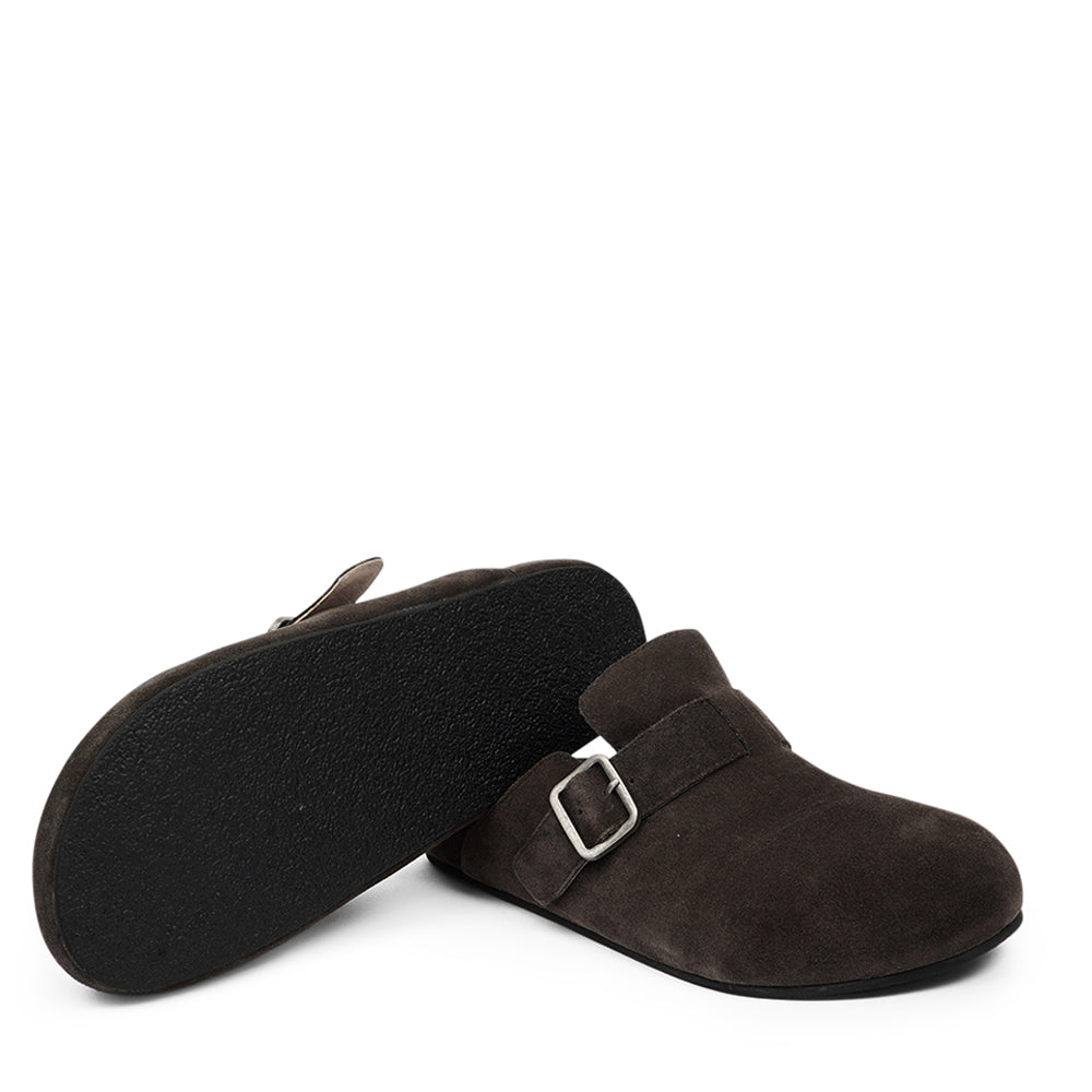 Elevate your footwear game with our exquisite Kamakura Suede Mules.  These lovelies are designed to cocoon your feet in a world of softness and warmth. Crafted from sumptuous suede and equipped with a durable rubber sole, these mules ensure the utmost comfort with every step you take.
