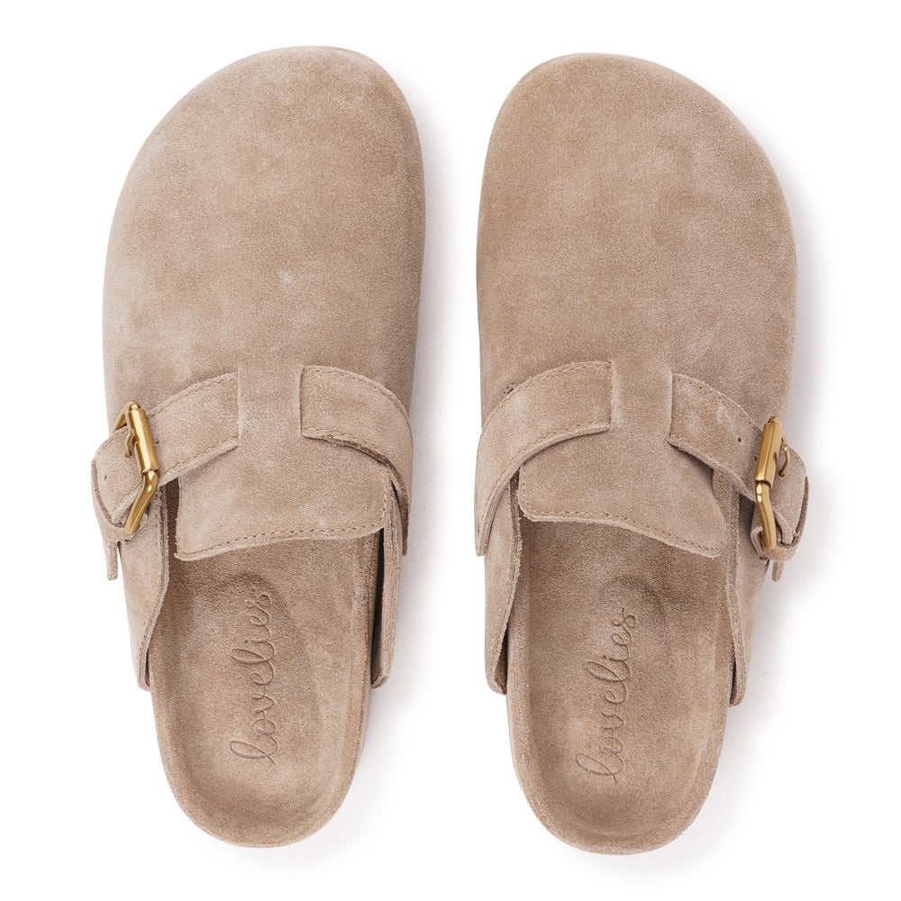 Lovelies Studio Step into effortless style and all-day comfort with our Kamakura Mules – designed for those who value quality, durability, and a flawless fit. These refined slip-ons combine premium materials with thoughtful construction, making them your go-to choice for both everyday wear and relaxed sophistication.