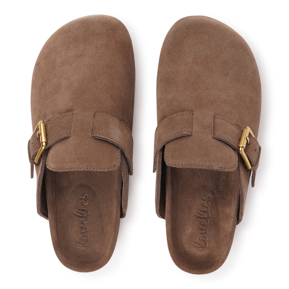 Step into effortless style and all-day comfort with our Kamakura Mules – designed for those who value quality, durability, and a flawless fit. These refined slip-ons combine premium materials with thoughtful construction, making them your go-to choice for both everyday wear and relaxed sophistication.
Built on a durable rubber outsole for long-lasting wear and reliable grip, the Kamakura Mules feature a soft, suede-covered PU midsole that cushions your step and naturally adapts to your foot’s shape over ti