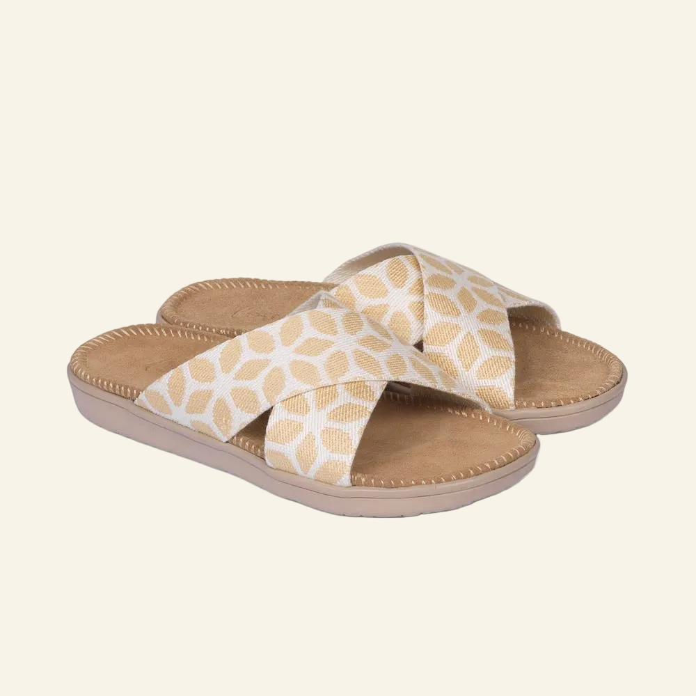 Little Mirissa - Suede sole & woven straps