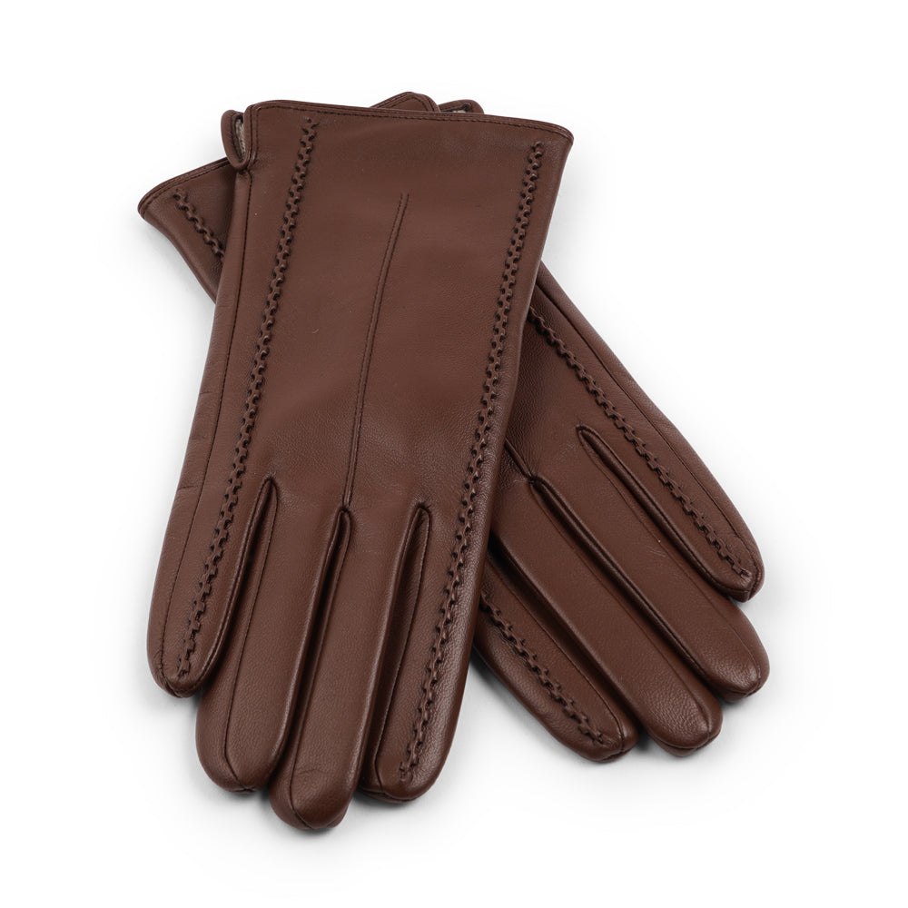 Lovelies Studio - The Mantuani gloves embody understated elegance, crafted from supple lambskin and finished with delicate stitching details on both sides. Lined with plush cashmere, they offer exceptional warmth and comfort. With their sophisticated design, the Mantuani gloves are the perfect accessory to bring a touch of refined glamour to your winter wardrobe.
