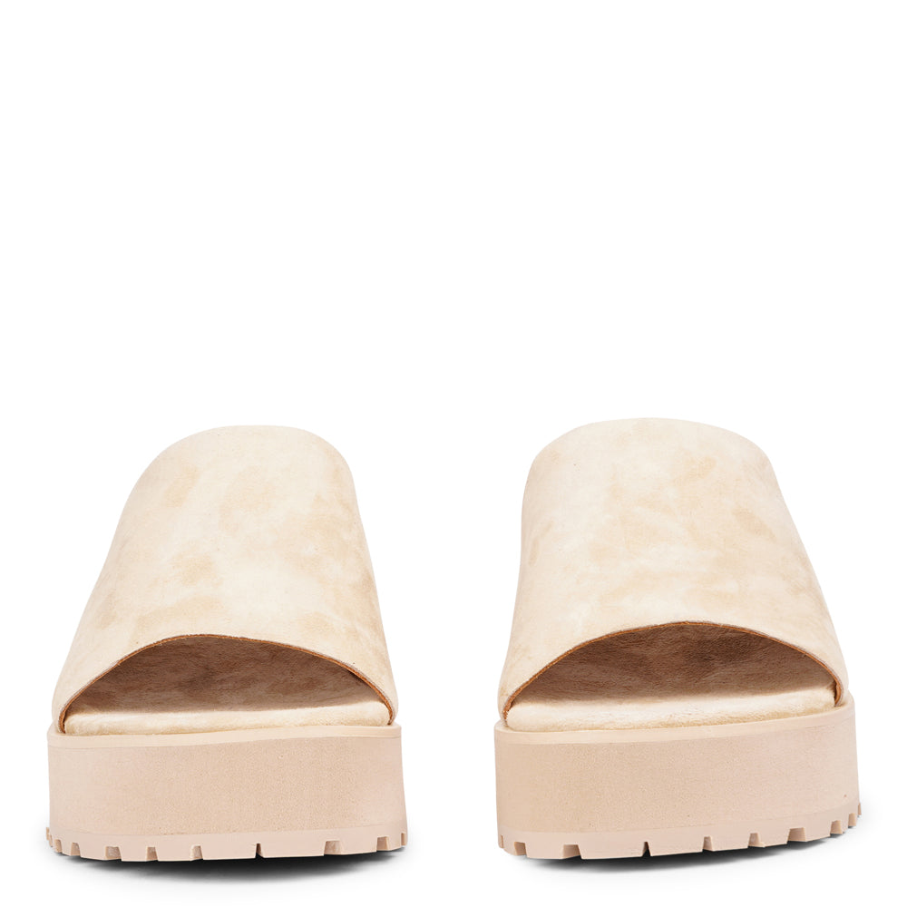 Lovelies Studio - These exquisite sandals feature a wide leather strap that provide the perfect fit, ensuring that your feet feel supported and secure with every step. The soft midsole, also covered in supple nappa leather, offers an extra layer of cushioning for unparalleled comfort throughout the day.