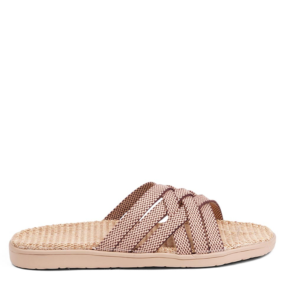 Discover the captivating Matara sandal, named after the enchanting beach of Sri Lanka.
This sumptuous sandal is composed of luxuriantly soft and resilient gum rubber, with a natural jute innersole. The closely woven cotton straps infuse a delicate and fanciful aesthetic, providing an effortless sophistication for any ensemble.
With its delicate and soft fabrics, you feel at ease and elegant at the same time. The easy to-go sandals with their striking summer colors are a perfect fit to your feminine