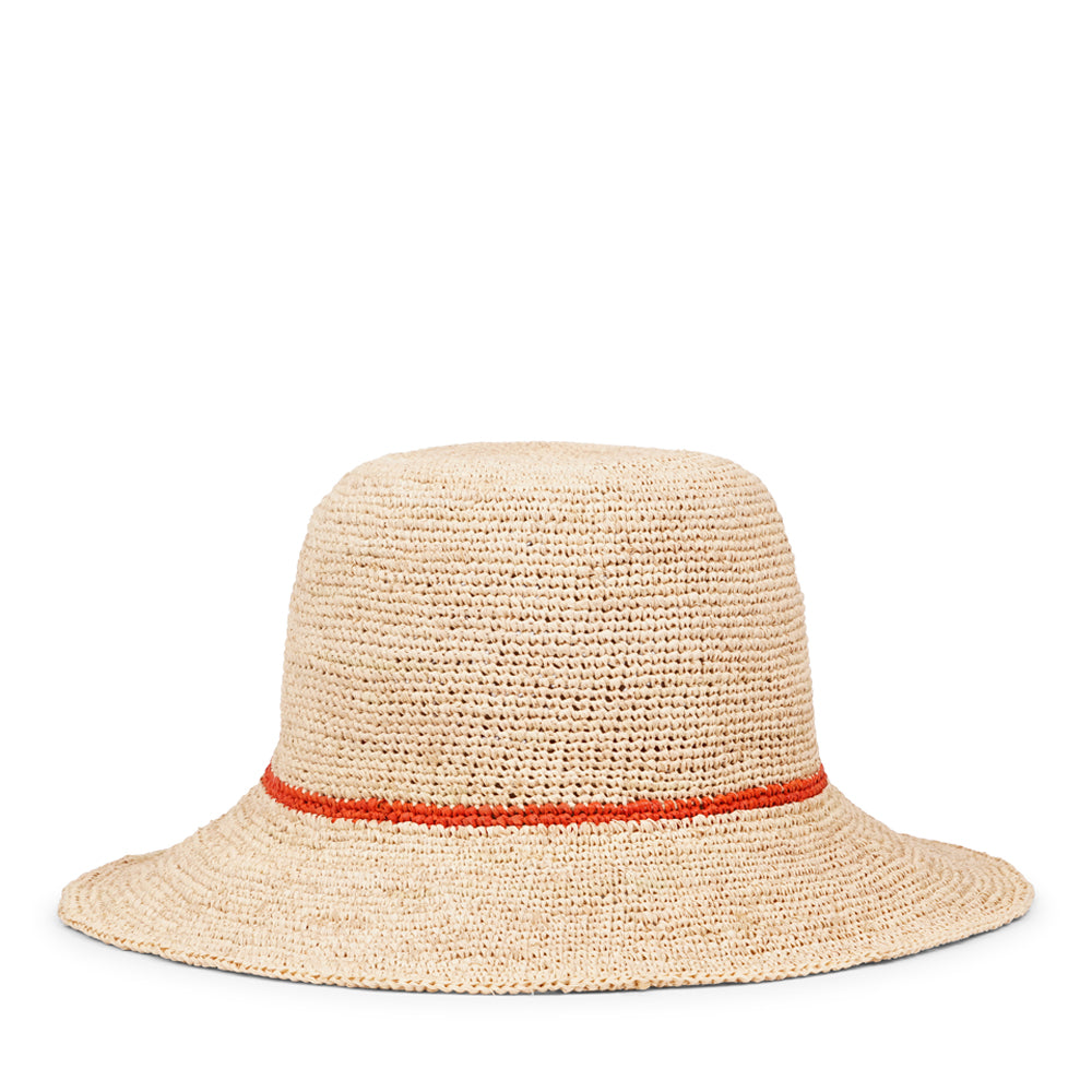 Lovelies Studio - The summery Meucci hat, a stunning creation meticulously crafted by local artisans in Madagascar exclusively for Lovelies Studio. Each piece is a testament to the skill and dedication of these artisans, who handcraft every detail with precision and care.