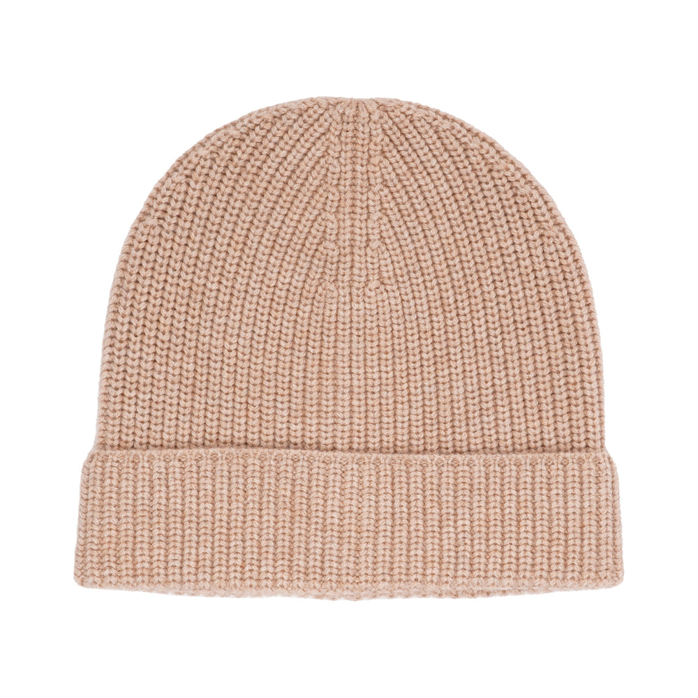 Crafted from a blend of 70% fine wool and 30% cashmere, this beanie is the perfect marriage of warmth and luxury. Its sumptuously soft texture and exquisite craftsmanship make it a must-have accessory for any fashion-forward individual.  The Muttler Beanie not only keeps you cozy but also adds a touch of elegance to your outfit. Its fine wool and cashmere blend create a beautifully soft and comfortable hat that's as stylish as it is warm.