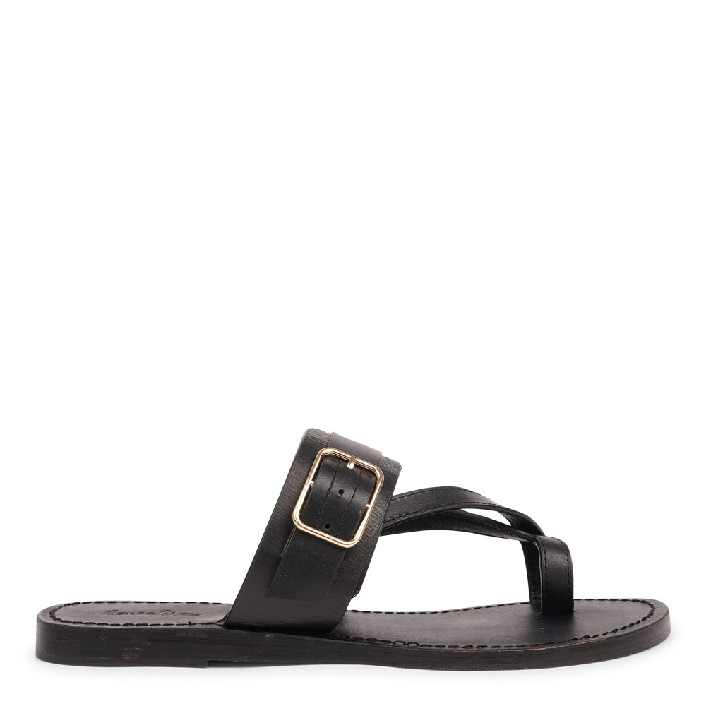 Meet Olio, our expertly handcrafted leather sandal that blends feminine charm with all-day wearability. Designed with a single adjustable buckle, it offers a secure, tailored fit that adapts effortlessly to your lifestyle.
Crafted from vegetable-tanned buffalo leather, the straps are soft, durable, and built to last. Finished with a leather sole and rubber grip, Olio ensures stability and comfort with every step—perfect for both relaxed days and dressed-up moments.