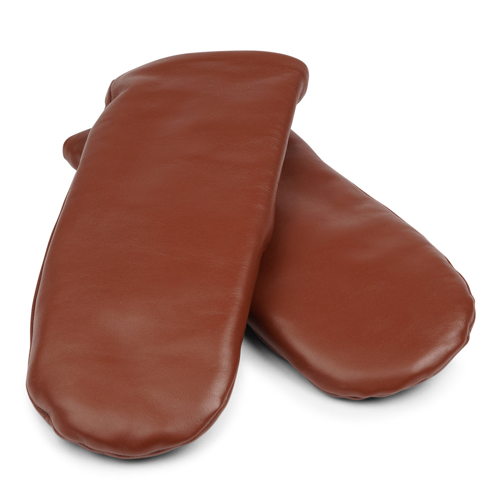 The Ravenna mittens are crafted from premium leather and feature a plush fleece lining for exceptional warmth and comfort.
With their sophisticated design and luxurious materials, these mittens offer both style and practicality, making them an essential accessory for chilly weather.