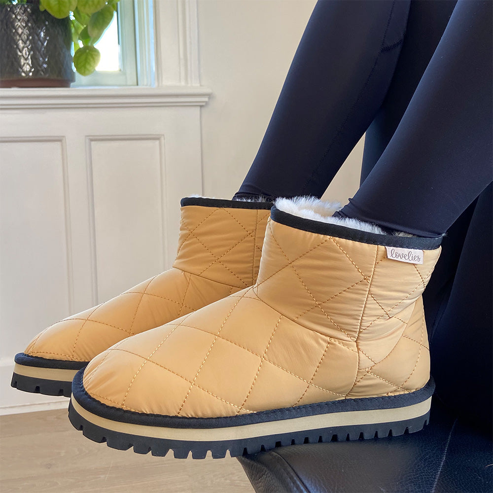 Lovelies Studio Denmark Nylon winter boots with warm shearling lining. High quality winter boots best materials, shearling from Australia. Because of the shearling lining these boots will keep you warm in the winter and cool you down in the summer.