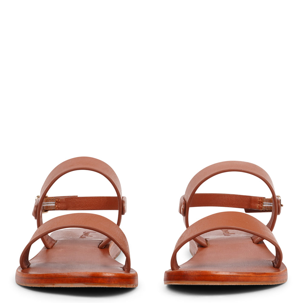 Samo is our finely handcrafted leather sandal, designed to combine graceful style with all-day comfort. Featuring a single adjustable buckle on the heel strap, it provides a secure, custom fit that moves effortlessly with you.
Made from vegetable-tanned buffalo leather, the soft yet durable straps promise long-lasting wear. The leather sole with a rubber grip delivers dependable stability, making Samo the perfect choice for everything from casual outings to more refined occasions.