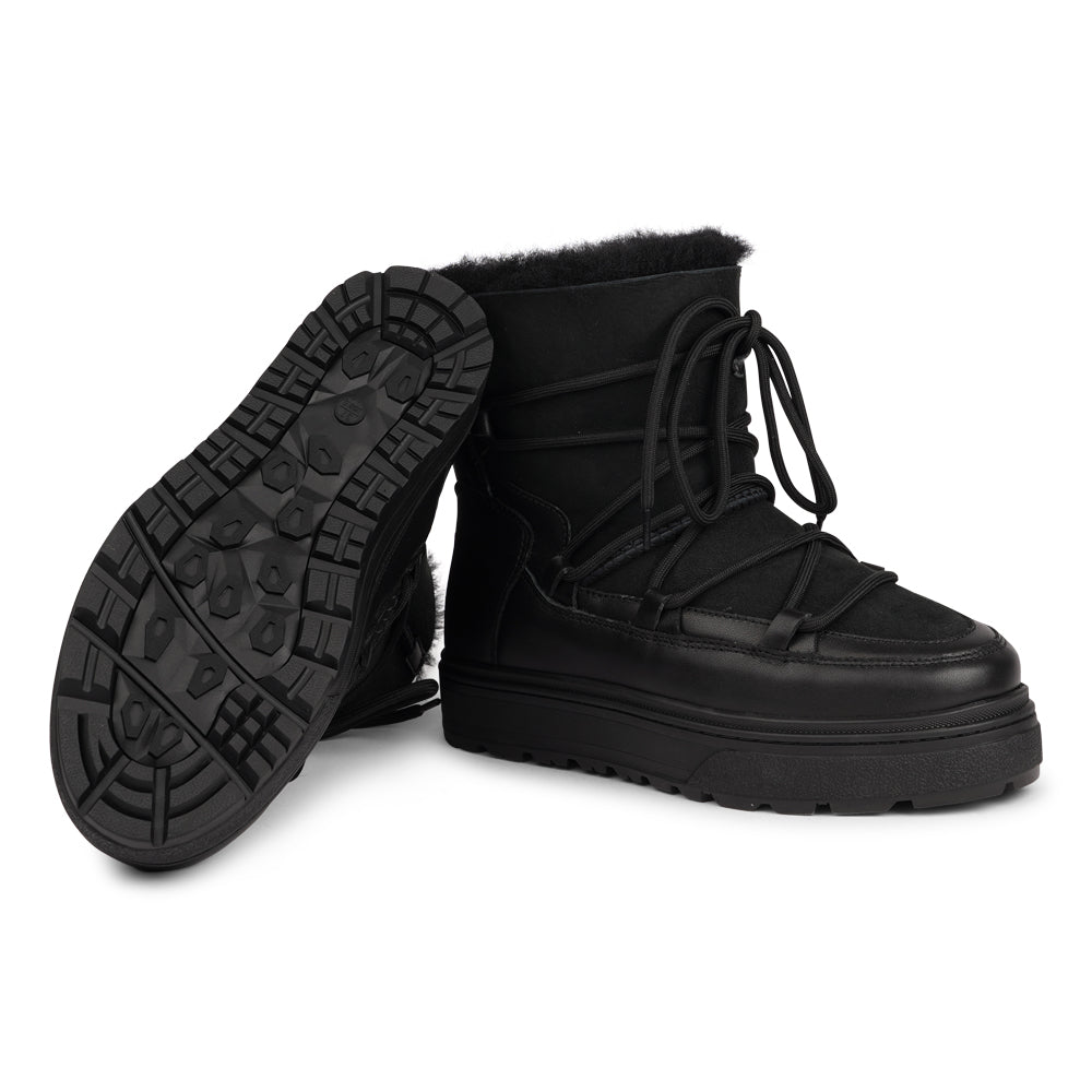 High quality shearling boots Lovelies shearling boots bring softness and warmth to your feet this autumn. With soft and durable rubber soles plus a gorgeous design you're perfectly suited for the wintertime. Enjoy your Lovelies!