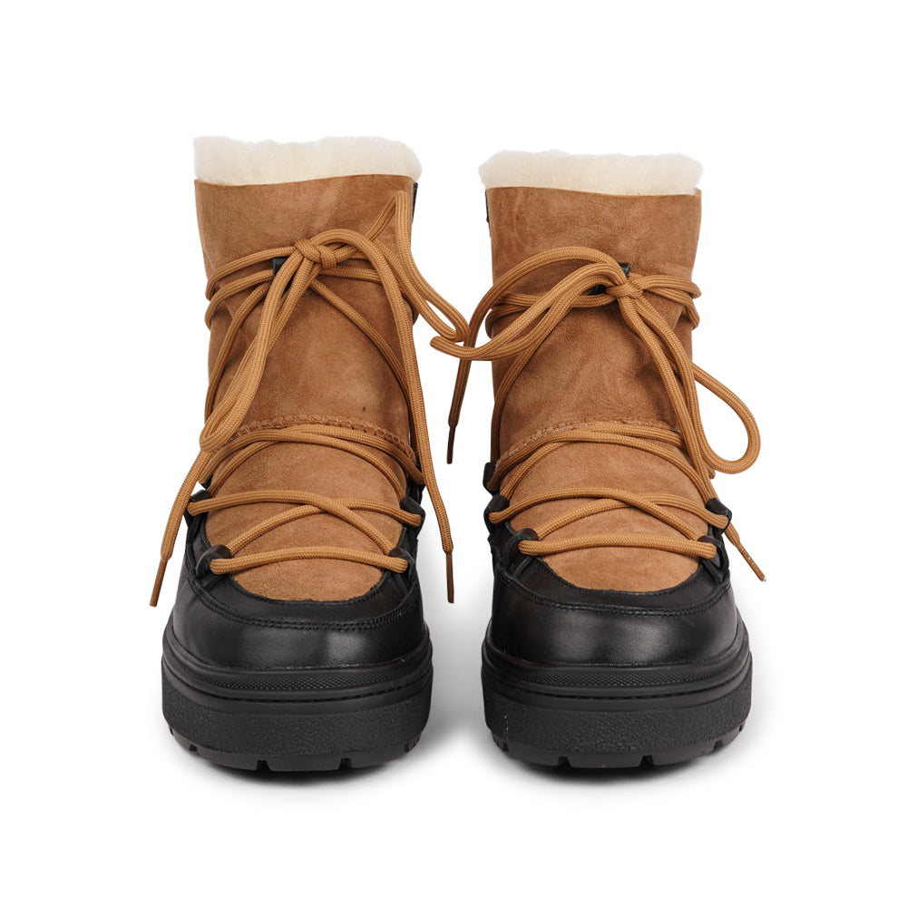 High quality shearling boots Lovelies shearling boots bring softness and warmth to your feet this autumn. With soft and durable rubber soles plus a gorgeous design you're perfectly suited for the wintertime. Enjoy your Lovelies!