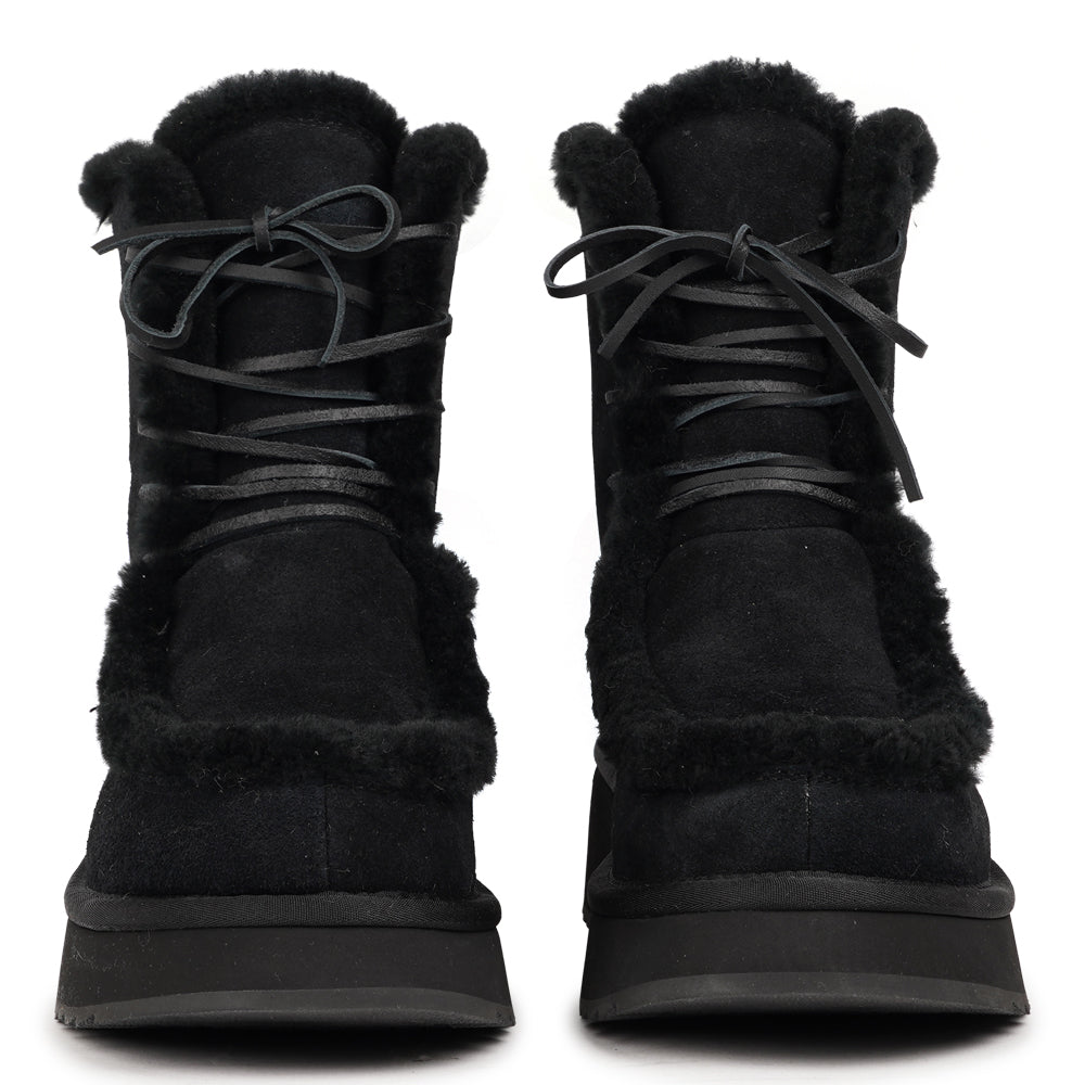 Terzo - Shearling Lace-Up Boots
Meet Terzo - the boots that bring cool comfort to cold days. Crafted from soft natural shearling with sleek stitching and a laid-back lace-up design, they blend rugged charm with effortless style.
The lightweight EVA rubber sole keeps every step flexible, steady, and comfortable - so you can move through winter with ease. Warm, durable, and effortlessly stylish, Terzo is your go-to boot for wherever the season takes you.