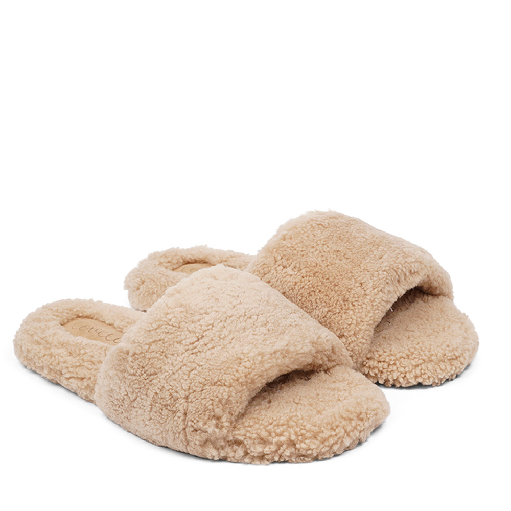 YÜ SHAN Shearling slippers - Main Image