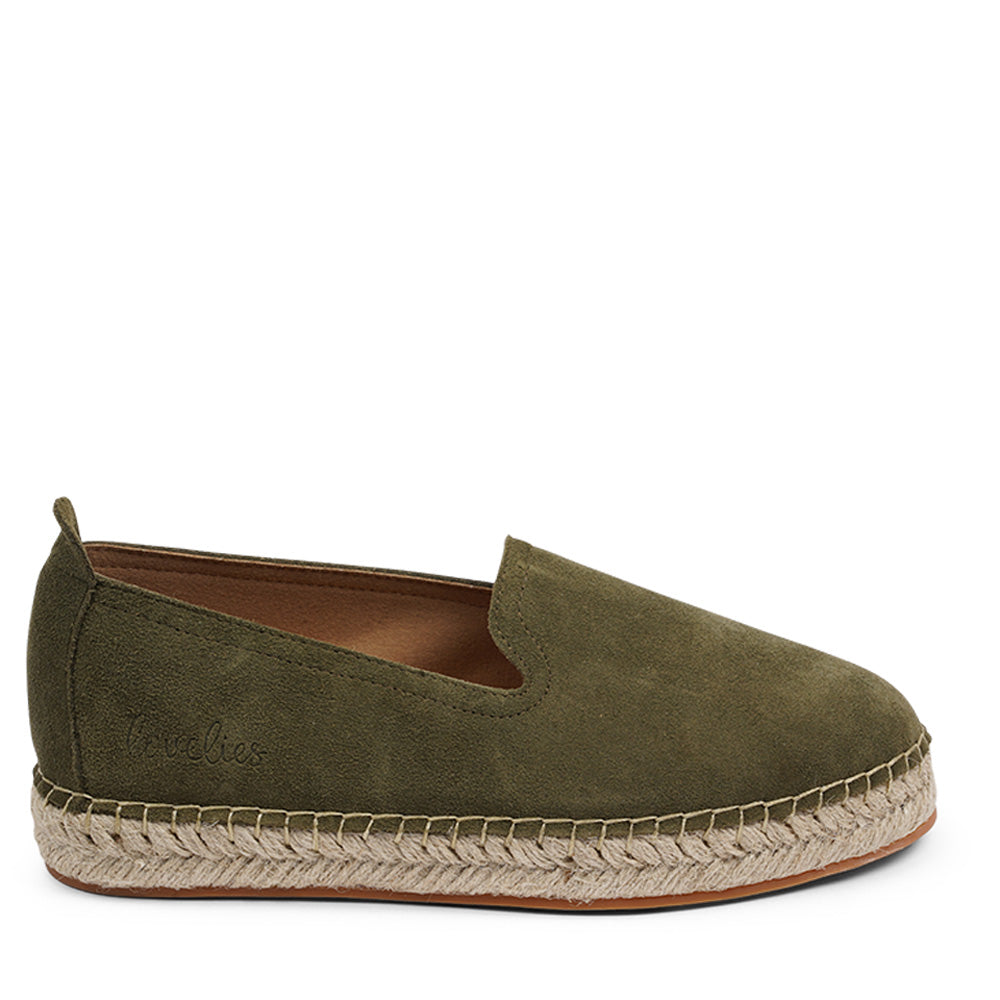 Ballenas - Suede Espadrilles Featuring a velvety soft suede upper, our espadrilles exude an air of elegance and sophistication. The supple suede not only looks effortlessly chic, but it also offers a comfortable fit that molds to the contours of your feet. Say goodbye to uncomfortable footwear and embrace the blissful embrace of our Ballenas Suede Espadrilles.