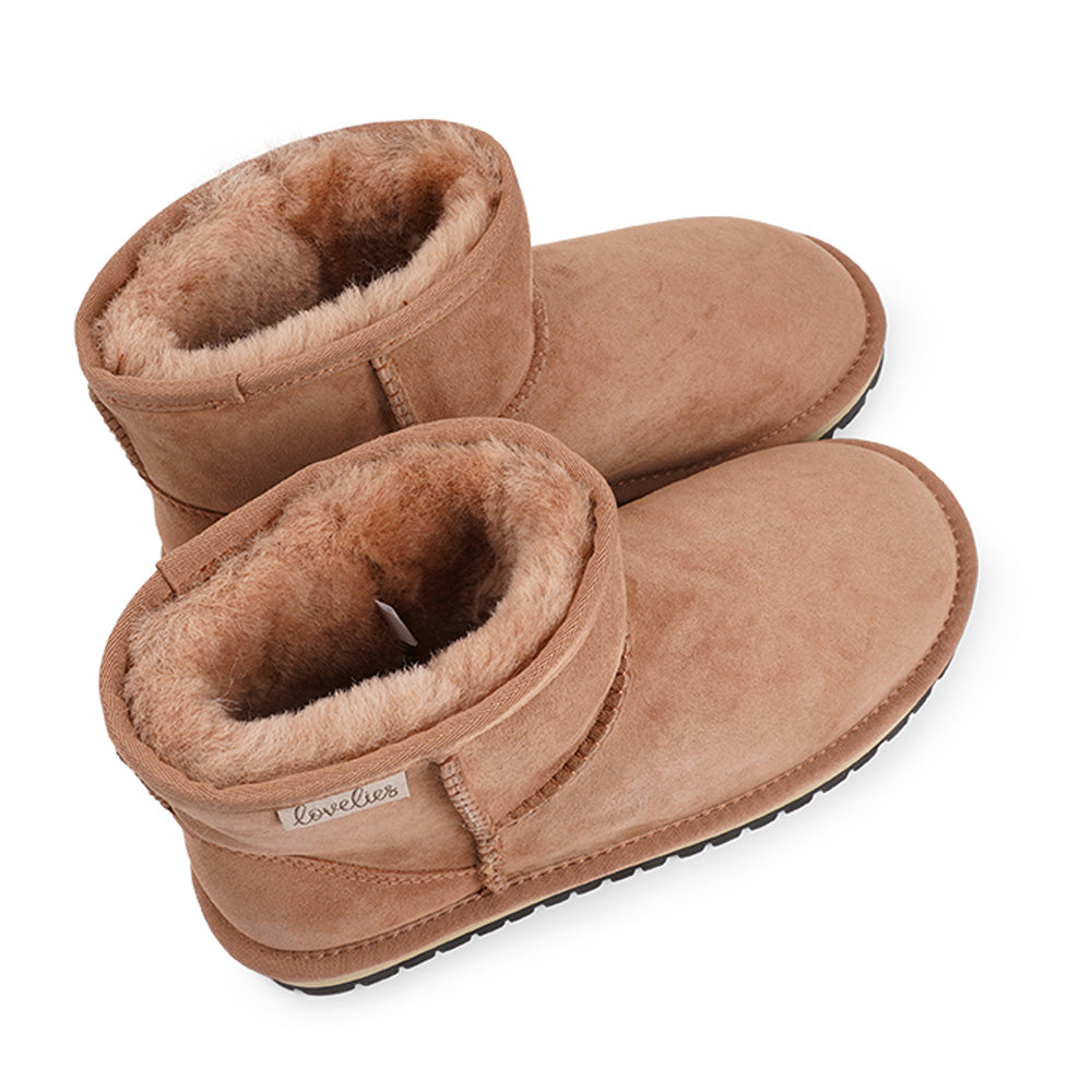 Lovelies Studio - Mid-high Shearling boots  Lovelies shearling boots bring softness and warmth to your feet this autumn. With soft and durable rubber soles plus a gorgeous design you're perfectly suited for the wintertime.  Danish Design LWG Environmental GOLD RATED Certification