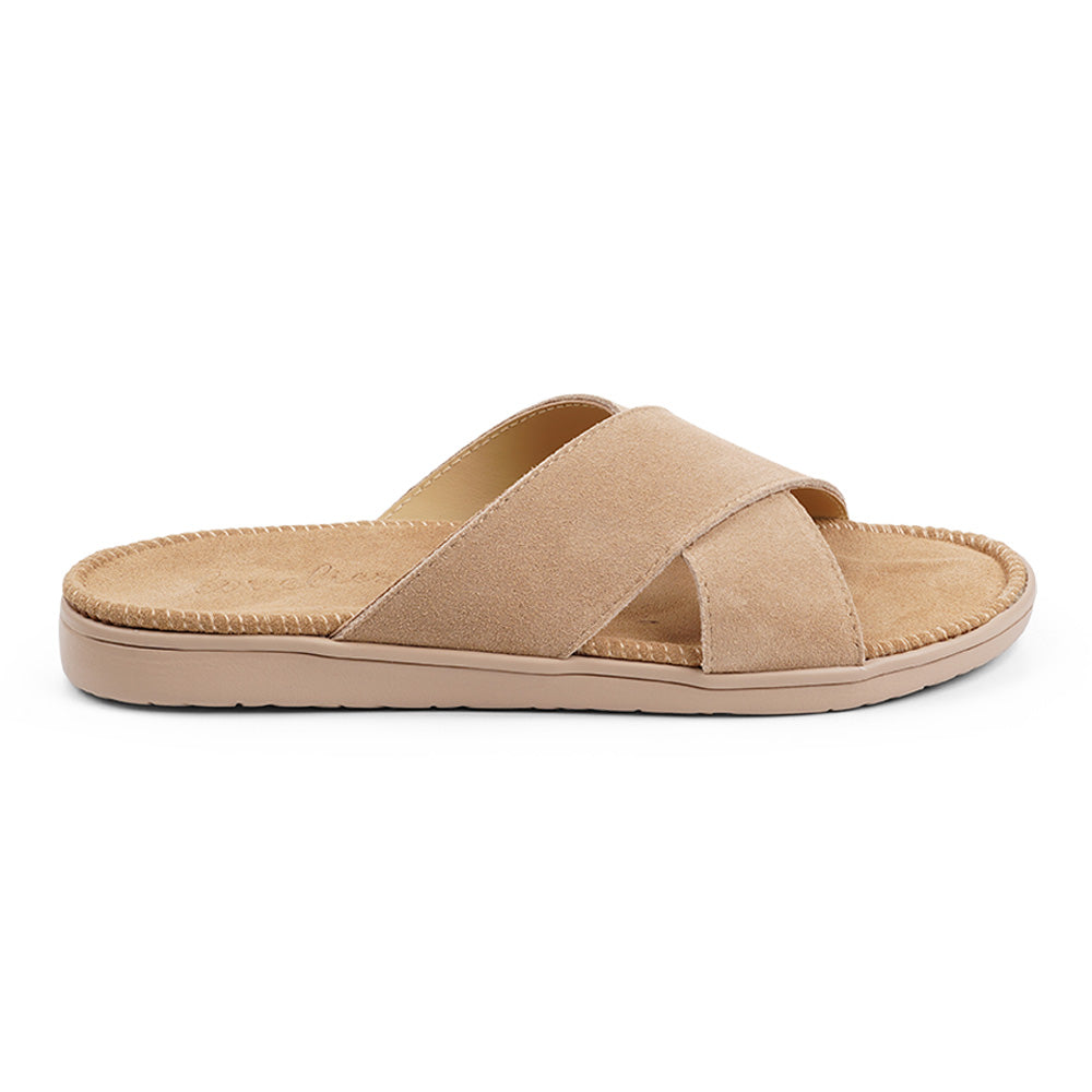 Lovelies Studio - Bellevue cross suede sandal with the most comfortable rubber sole which is covered in exclusive suede. The sandal has a wonderful feminine look and will match your summer dresses and light blue jeans perfectly. Enjoy your lovelies !