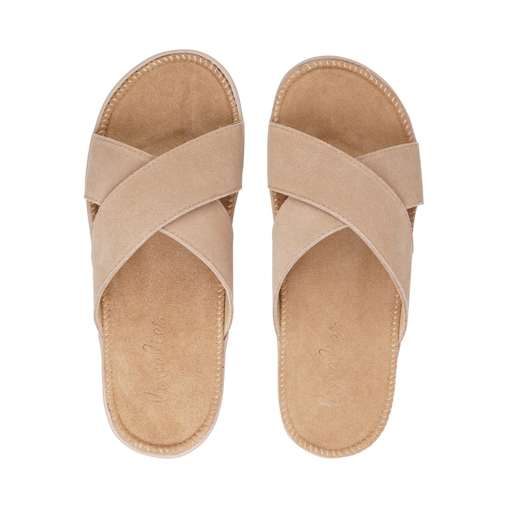 Lovelies Studio - Bellevue cross suede sandal with the most comfortable rubber sole which is covered in exclusive suede. The sandal has a wonderful feminine look and will match your summer dresses and light blue jeans perfectly. Enjoy your lovelies !