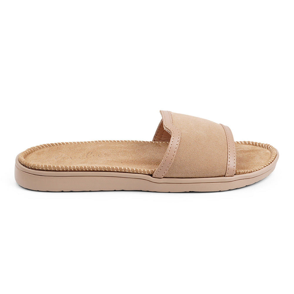 Bodri - Lovelies Studio - Once you’ve tried Lovelies’ summer sandals you’ll never want to wear any other footwear. With its delicate and soft fabrics, you feel at ease and elegant at the same time. The easy to-go sandals with their striking summer colours are a perfect fit to your feminine summer dresses and your light blue summer jeans. Enjoy your Lovelies!