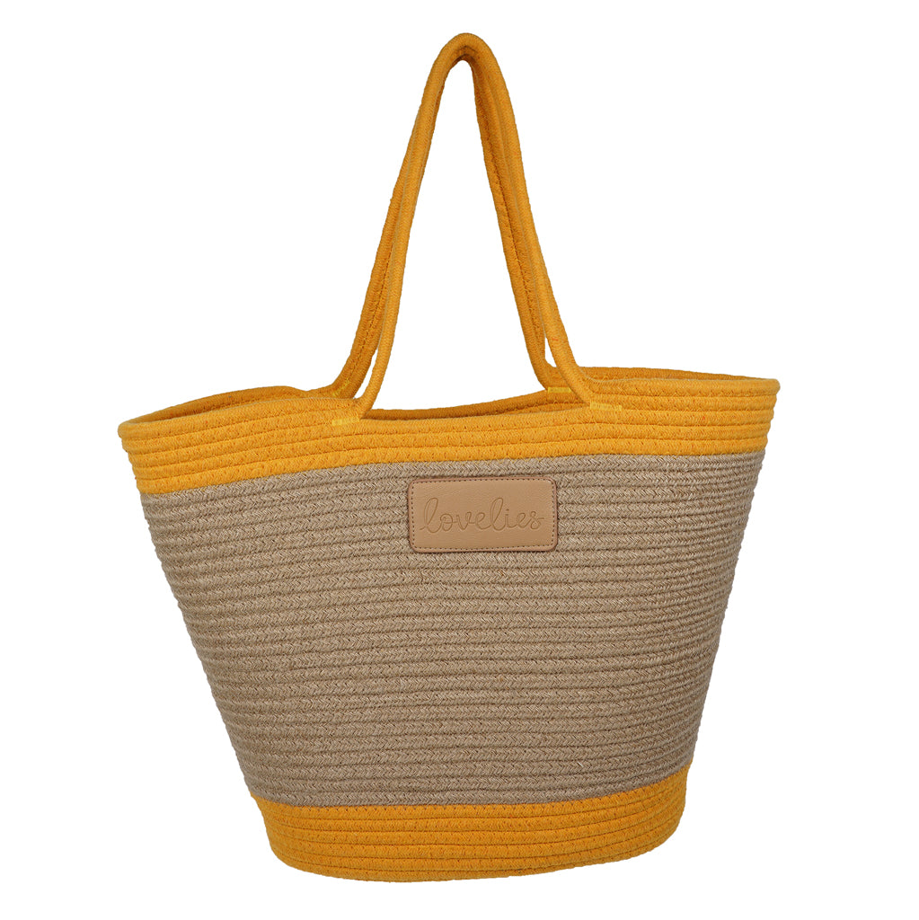 For those cheerful springdays and warm sunny summerdays all you need is a gorgeous beach bag.  Lovelies has made an elegant one in cotton and recycled polyester and it comes in 8 beautiful colours.    Whether you’re off to a picnic, shopping or a lazy day at the beach, a Lovelies beach bag will be your all-time favourite companion.