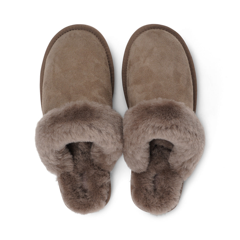 Lovelies shearling slippers are the essence of comfortability. When you’re in the need of surrounding your feet in soft and warm slippers, Lovelies shearling slippers are the answer. With soft and durable soles, warm shearling and a gorgeous design, you’ll never want to wear any other home-shoe to make you feel at ease.