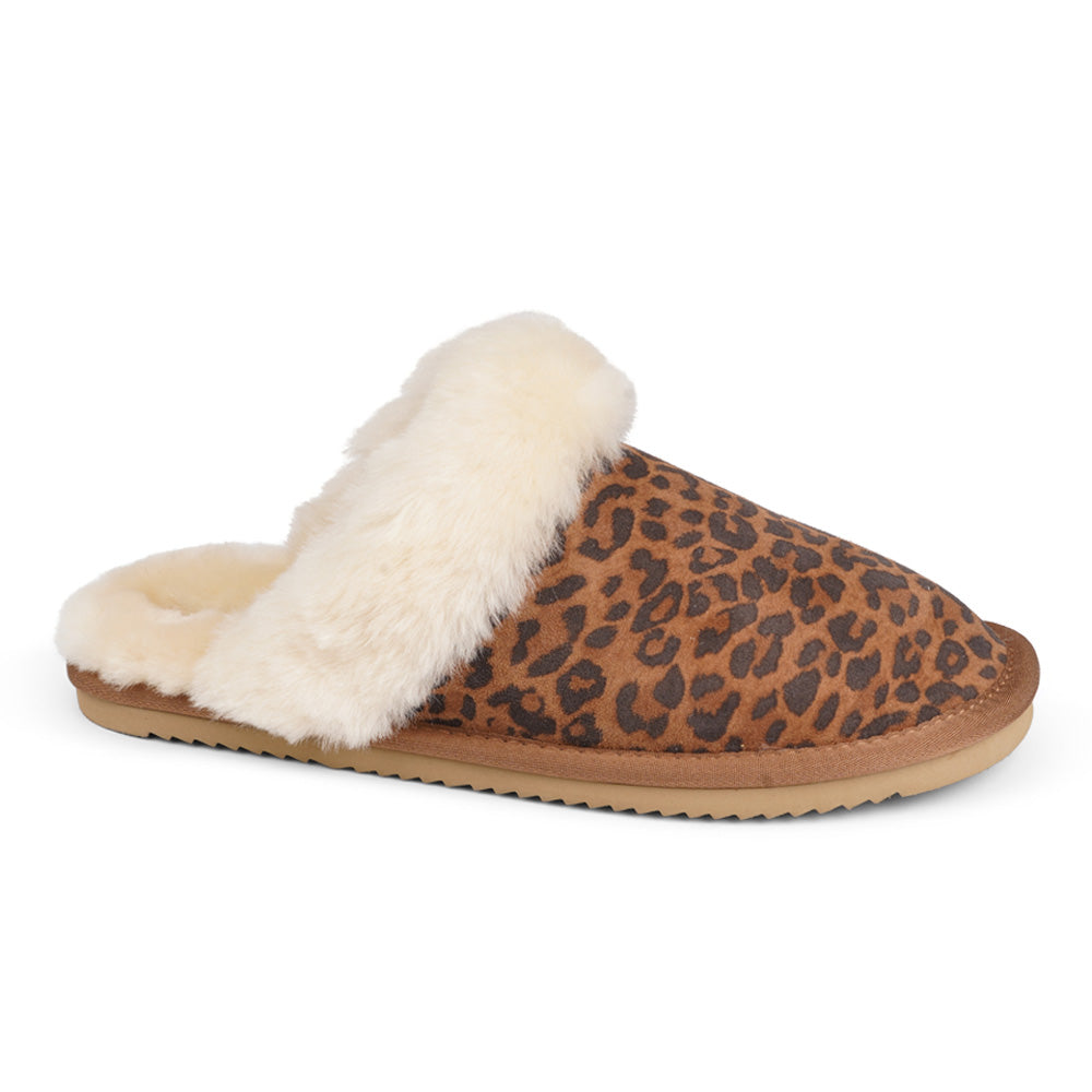 Soft and cosy shearling slippers  Lovelies shearling slippers are the essence of comfortability. When you’re in the need of surrounding your feet in soft and warm slippers, Lovelies shearling slippers are the answer. With soft and durable soles, warm shearling and a gorgeous design, you’ll never want to wear any other home-shoe to make you feel at ease.