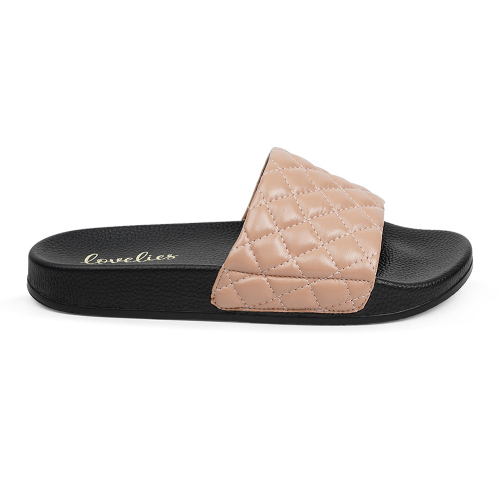 Once you’ve tried Lovelies’ summer slides you’ll never want to wear any other footwear. With its delicate and soft fabrics, you feel at ease and elegant at the same time. The easy to-go slides are a perfect fit to your everyday look or your feminine evening dresses.