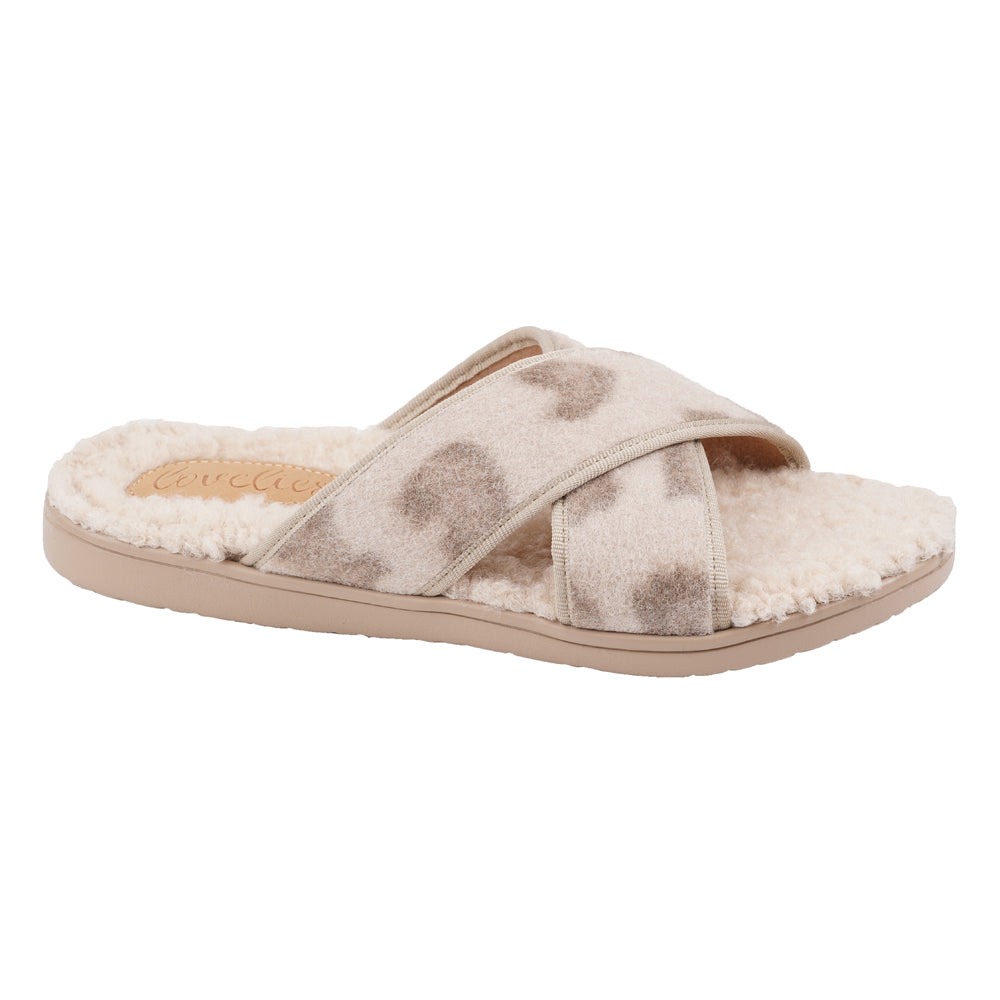 Lovelies lounge slippers are the essence of comfortability. When you’re in the need of surrounding your feet in soft and warm slippers, Lovelies lounge slippers are the answer. With soft and durable soles, fine wool and a gorgeous design, you’ll never want to wear any other home-shoe to make you feel at ease.