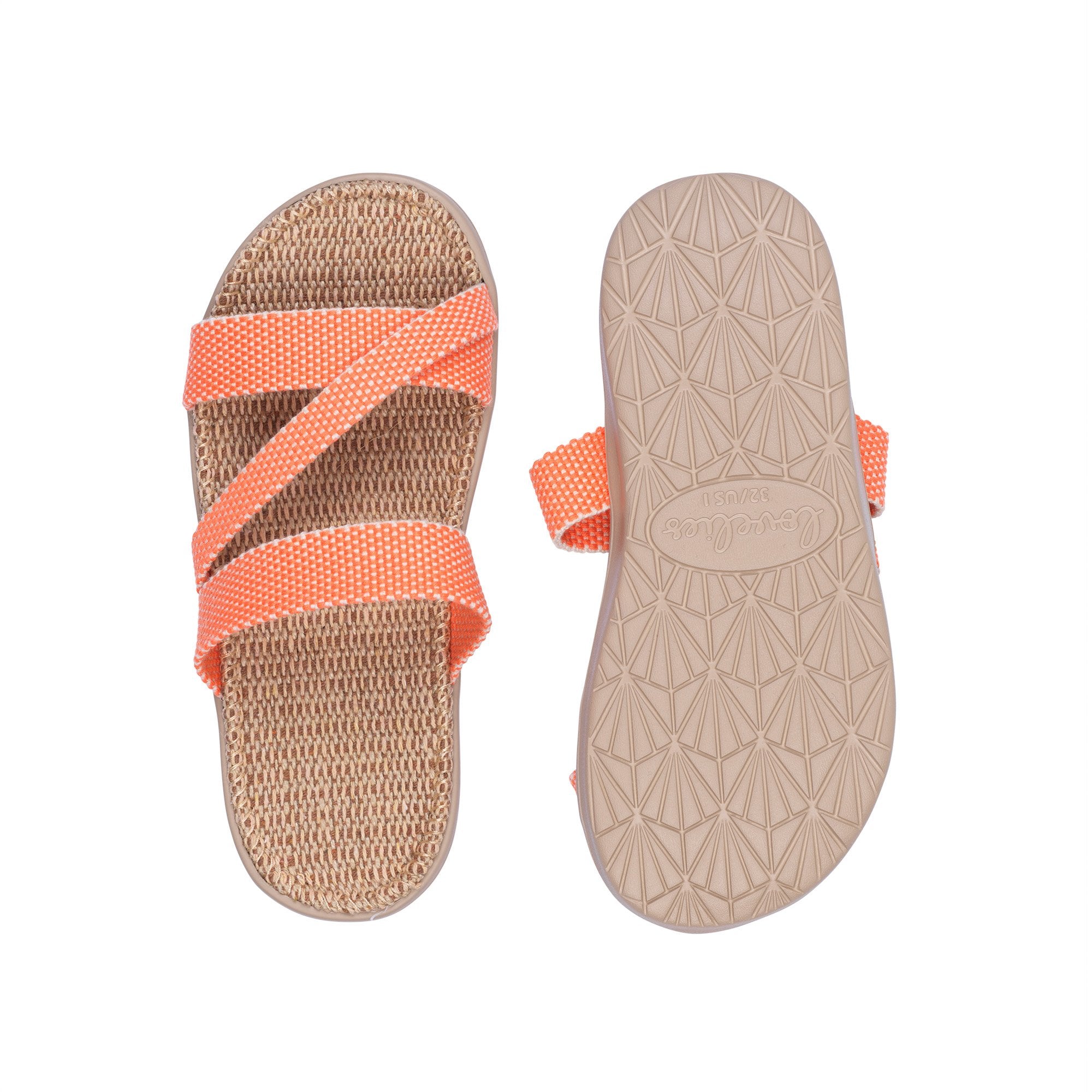 Sandals with straps of soft cotton. The comfortable inner sole in covered with jute