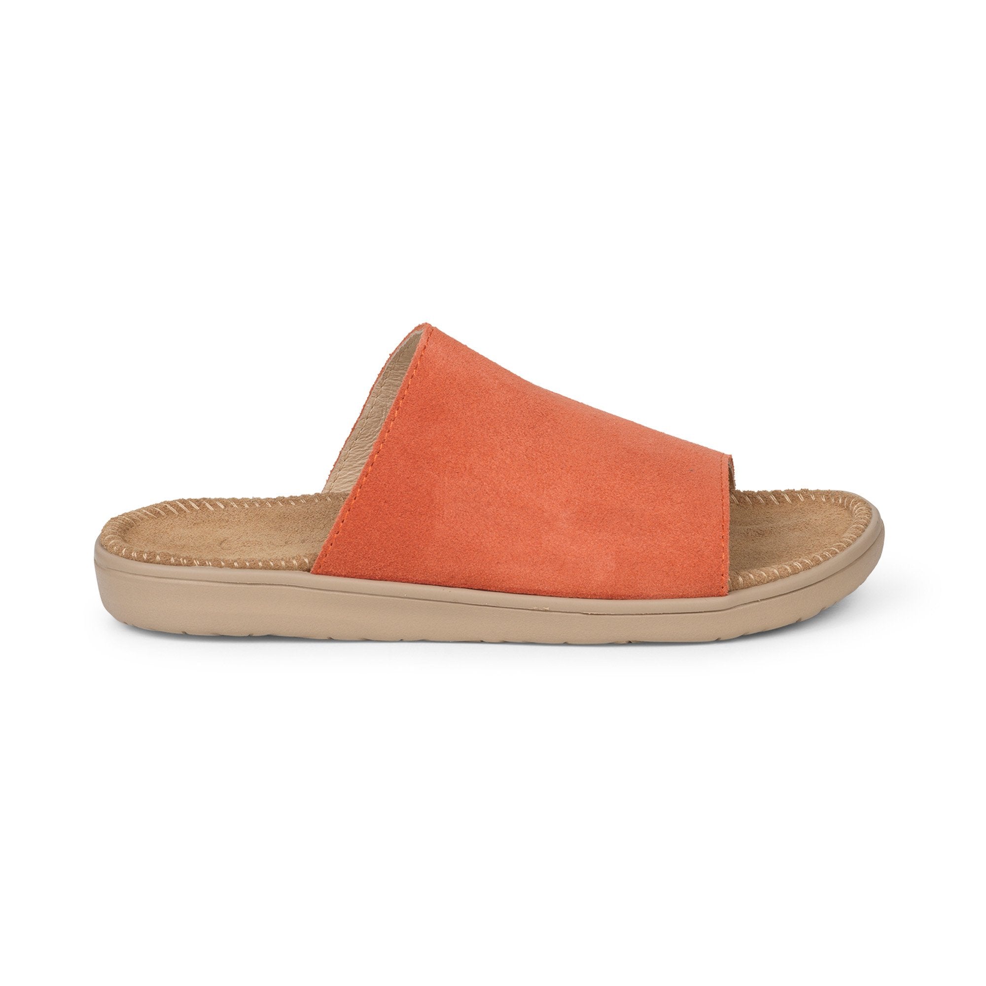 Sandals with straps of soft suede. The comfortable inner sole in covered with suede