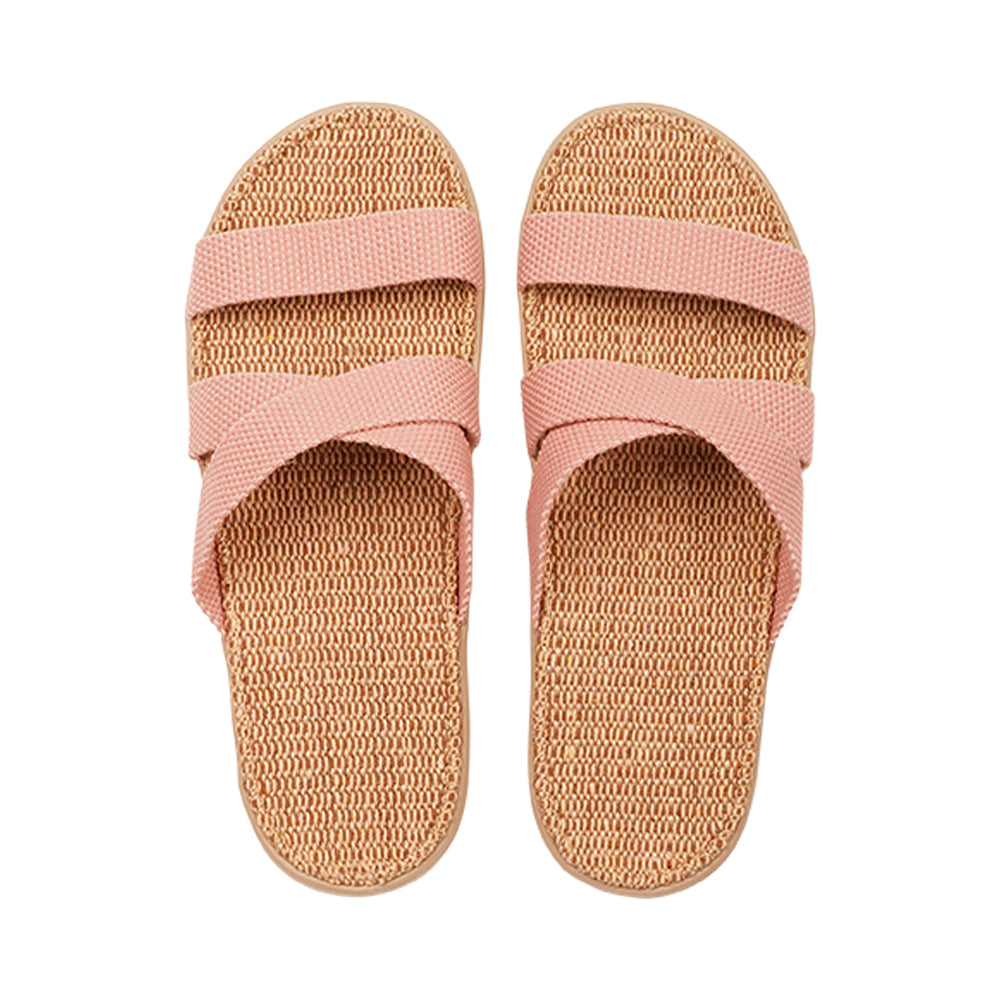 Lucia - Lovelies Studio - Once you’ve tried Lovelies’ summer sandals you’ll never want to wear any other footwear. With its delicate and soft fabrics, you feel at ease and elegant at the same time. The easy to-go sandals with their striking summer colours are a perfect fit to your feminine summer dresses and your light blue summer jeans. We are proud member of 1% for the planet Enjoy your Lovelies!