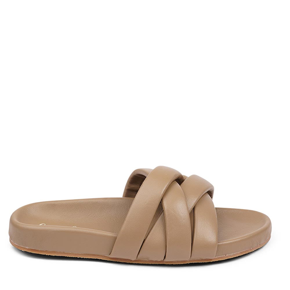These soft nappa leather sandals come with 4 puffy leather straps for the best fit, comfort and style With its delicate and soft fabrics, you feel at ease and elegant at the same time. The easy to-go sandals will fit to your feminine dress or your summer jeans. Size and fit: True to size If you are between sizes, we recommend taking the next size up. See our Size Guide Material: Outsole / Insole : Rubber Footbed: Nappa leather Lining: Nappa leather Upper: Nappa leather