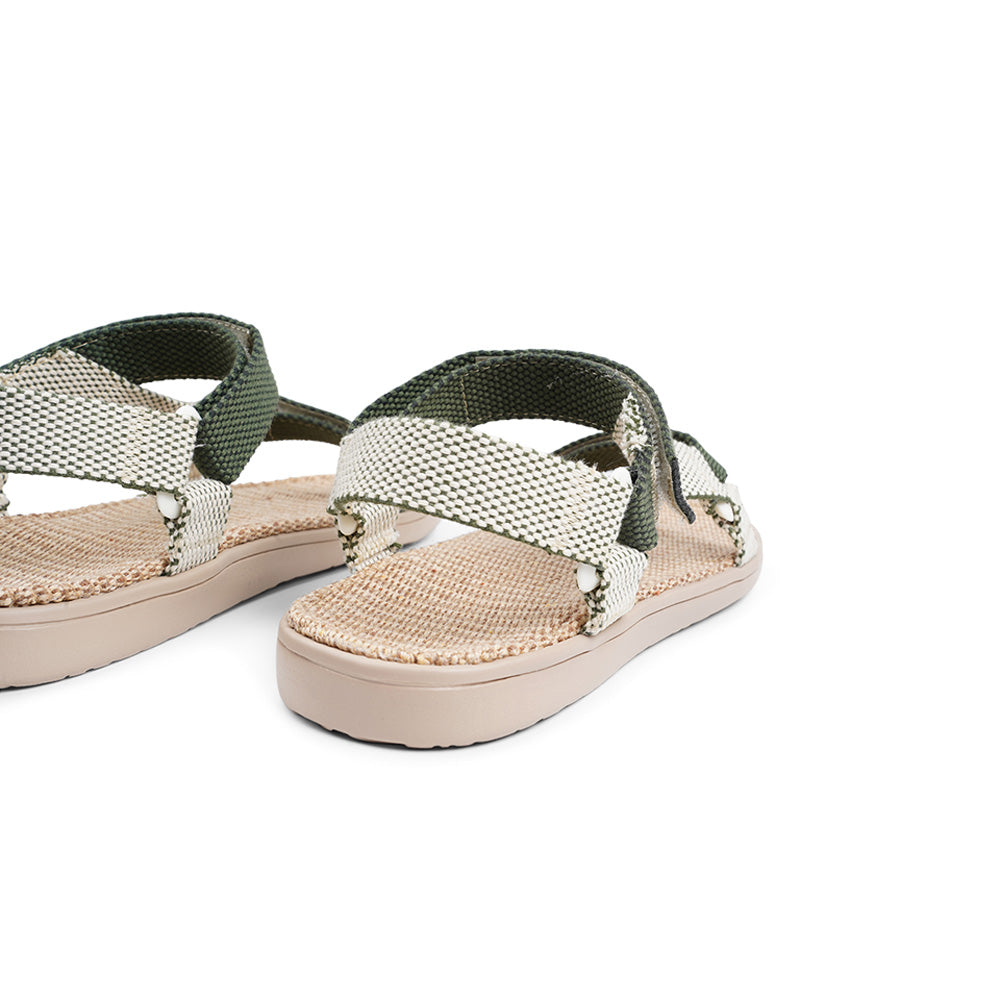 Paya the new Trekking sandal from Lovelies. Paya is made with adjustable velcro straps which secure a perfect fit. The sole is made of rubber which is covered in natural jute. The sandals are light and soft and absolutely loveable . . . Enjoy your lovelies !