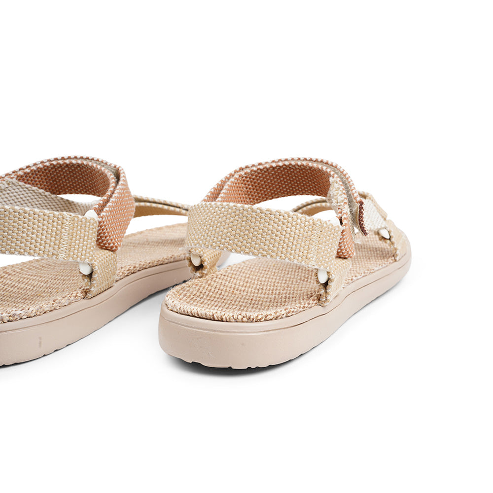 Paya the new Trekking sandal from Lovelies. Paya is made with adjustable velcro straps which secure a perfect fit. The sole is made of rubber which is covered in natural jute. The sandals are light and soft and absolutely loveable . . . Enjoy your lovelies !