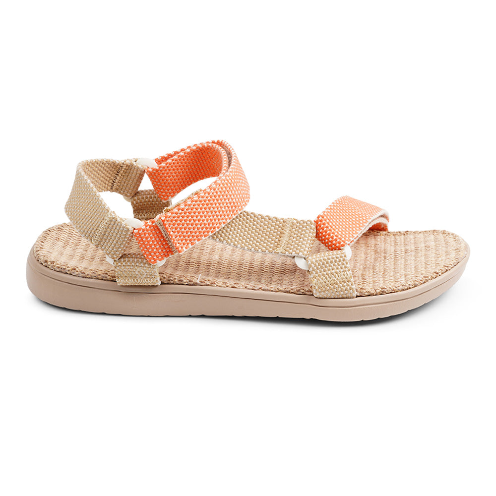 Paya the new Trekking sandal from Lovelies. Paya is made with adjustable velcro straps which secure a perfect fit. The sole is made of rubber which is covered in natural jute. The sandals are light and soft and absolutely loveable . . . Enjoy your lovelies !