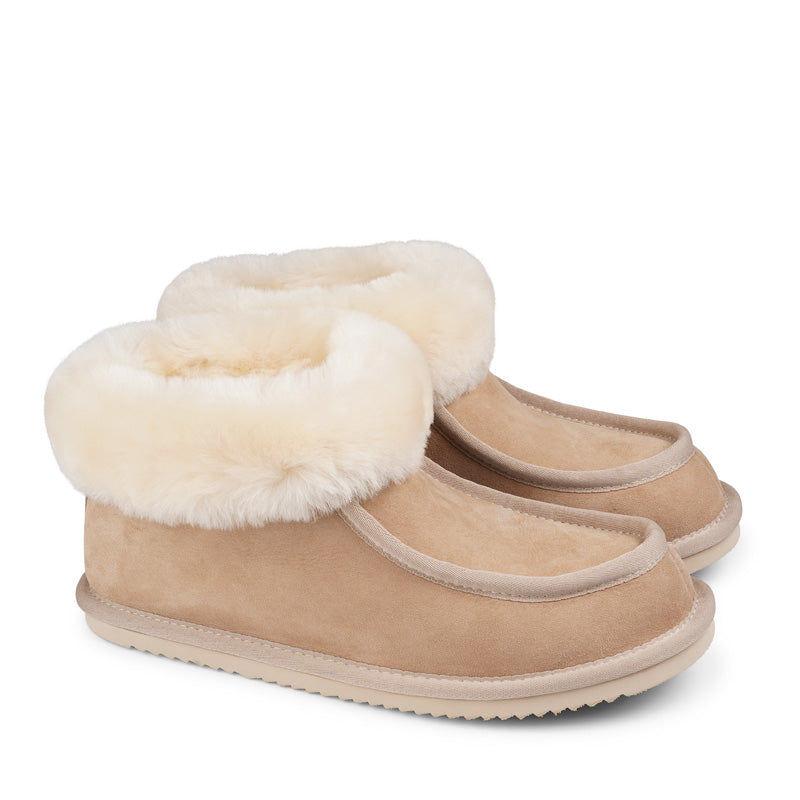 Soft and cosy shearling slippers Lovelies shearling slippers are the essence of comfortability. When you’re in the need of surrounding your feet in soft and warm slippers, Lovelies shearling slippers are the answer. With soft and durable soles, warm shearling and a gorgeous design, you’ll never want to wear any other home-shoe to make you feel at ease.