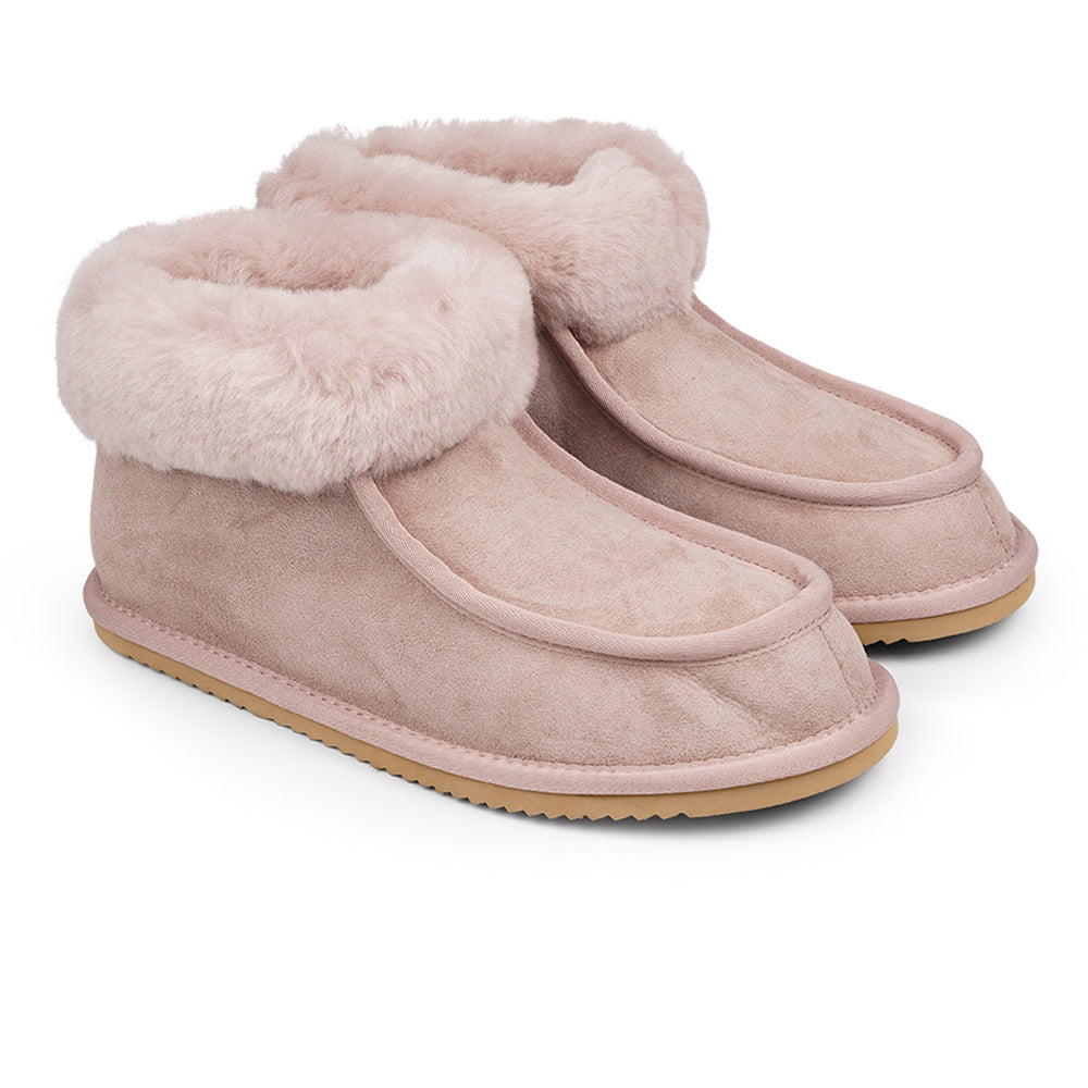 Lovelies shearling high slippers are the essence of comfortability. When you’re in the need of surrounding your feet in soft and warm slippers, Lovelies shearling slippers are the answer. With soft and durable soles, warm shearling and a gorgeous design, you’ll never want to wear any other home-shoe to make you feel at ease.