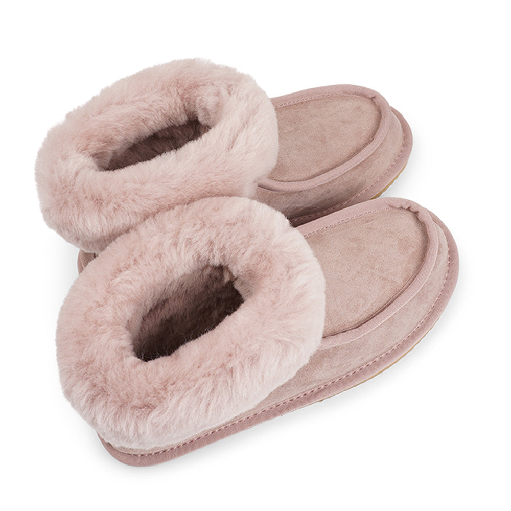 Lovelies shearling high slippers are the essence of comfortability. When you’re in the need of surrounding your feet in soft and warm slippers, Lovelies shearling slippers are the answer. With soft and durable soles, warm shearling and a gorgeous design, you’ll never want to wear any other home-shoe to make you feel at ease.