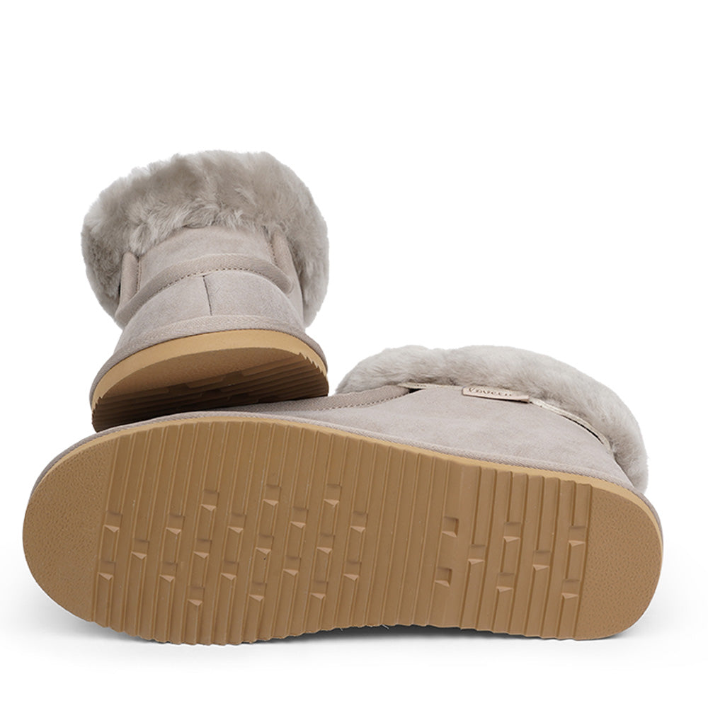 Soft and cosy shearling high slippers  Lovelies shearling high slippers are the essence of comfortability. When you’re in the need of surrounding your feet in soft and warm slippers, Lovelies shearling slippers are the answer. With soft and durable soles, warm shearling and a gorgeous design, you’ll never want to wear any other home-shoe to make you feel at ease.