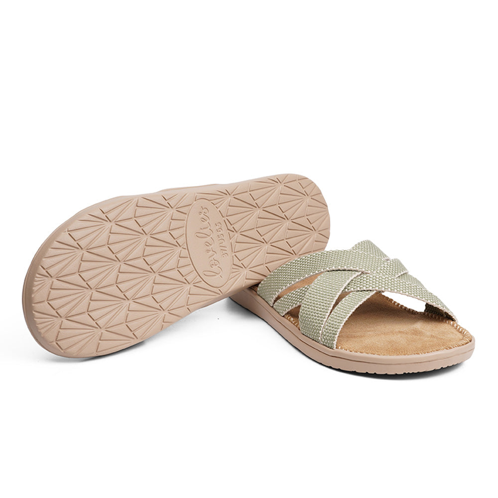 Unawatuna - Soft sole of rubber covered in suede and with 4 crossing cotton woven straps. Once you’ve tried Lovelies’ summer sandals you’ll never want to wear any other footwear. With its delicate and soft fabrics, you feel at ease and elegant at the same time. A perfect fit to your feminine little black dress. Enjoy your Lovelies!